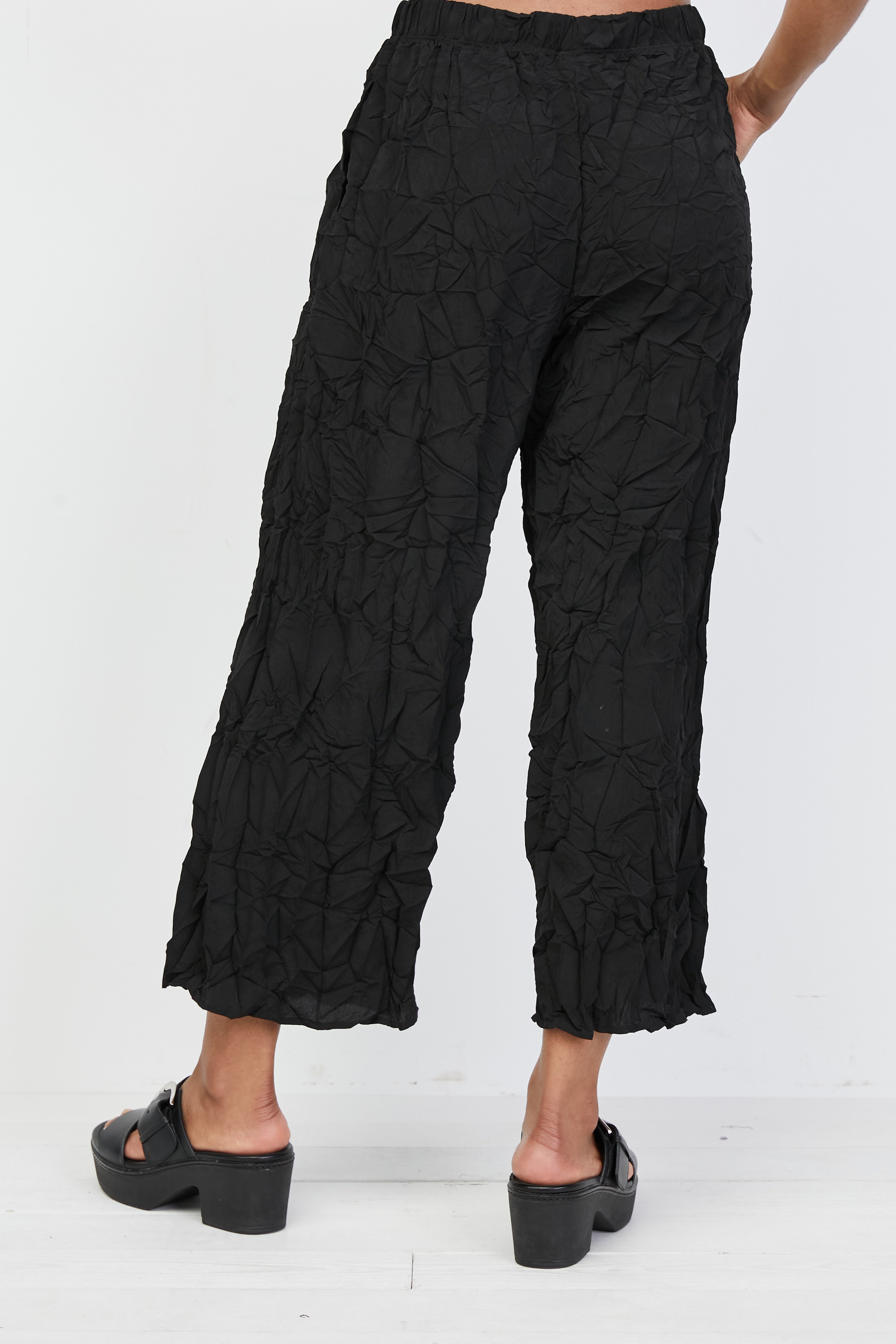 Pantalón Liv by Habitat, cropped arrugado
