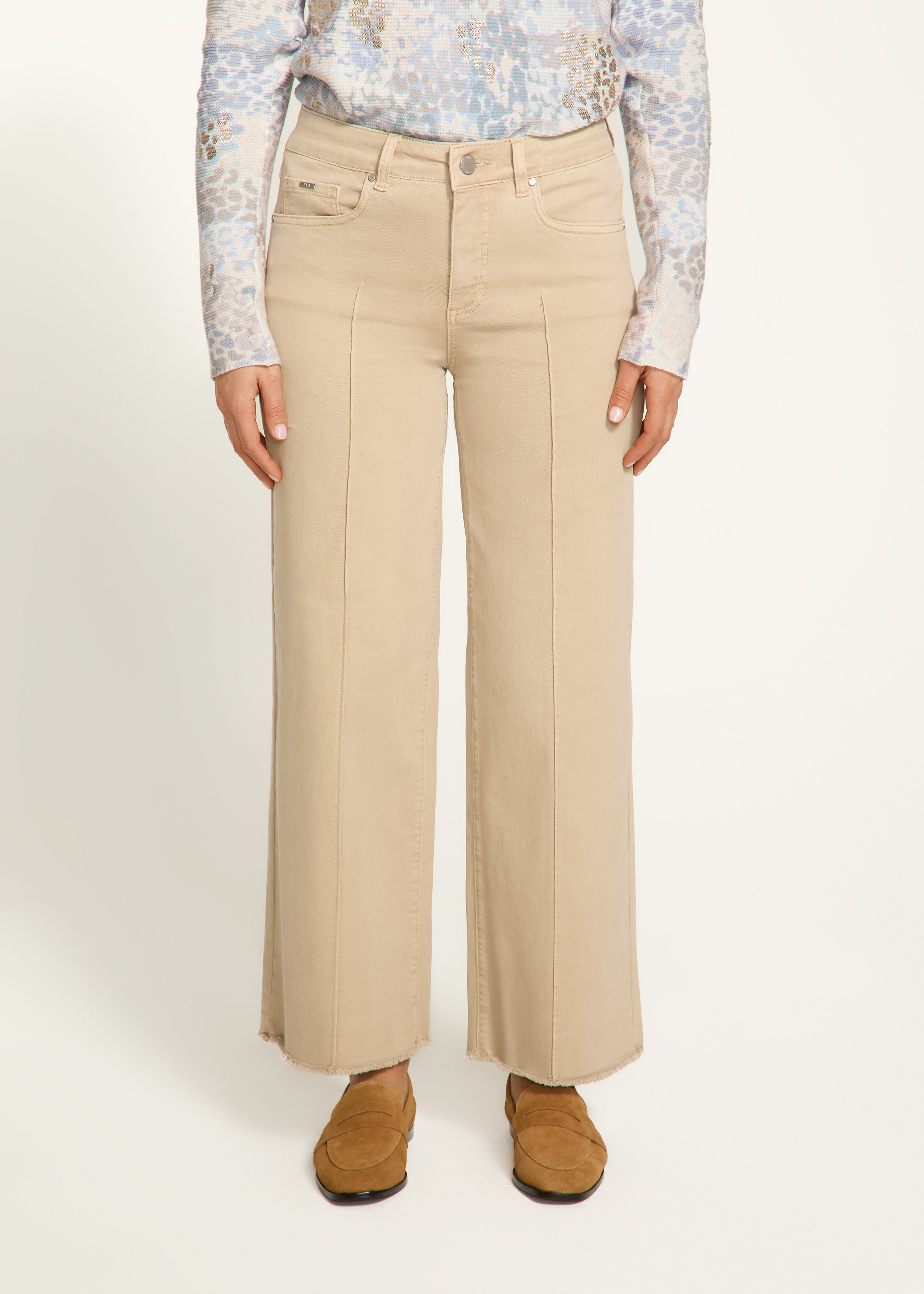 FDJ Olivia wide ankle jeans 2201511, twill pintuck seams SALE Size 10