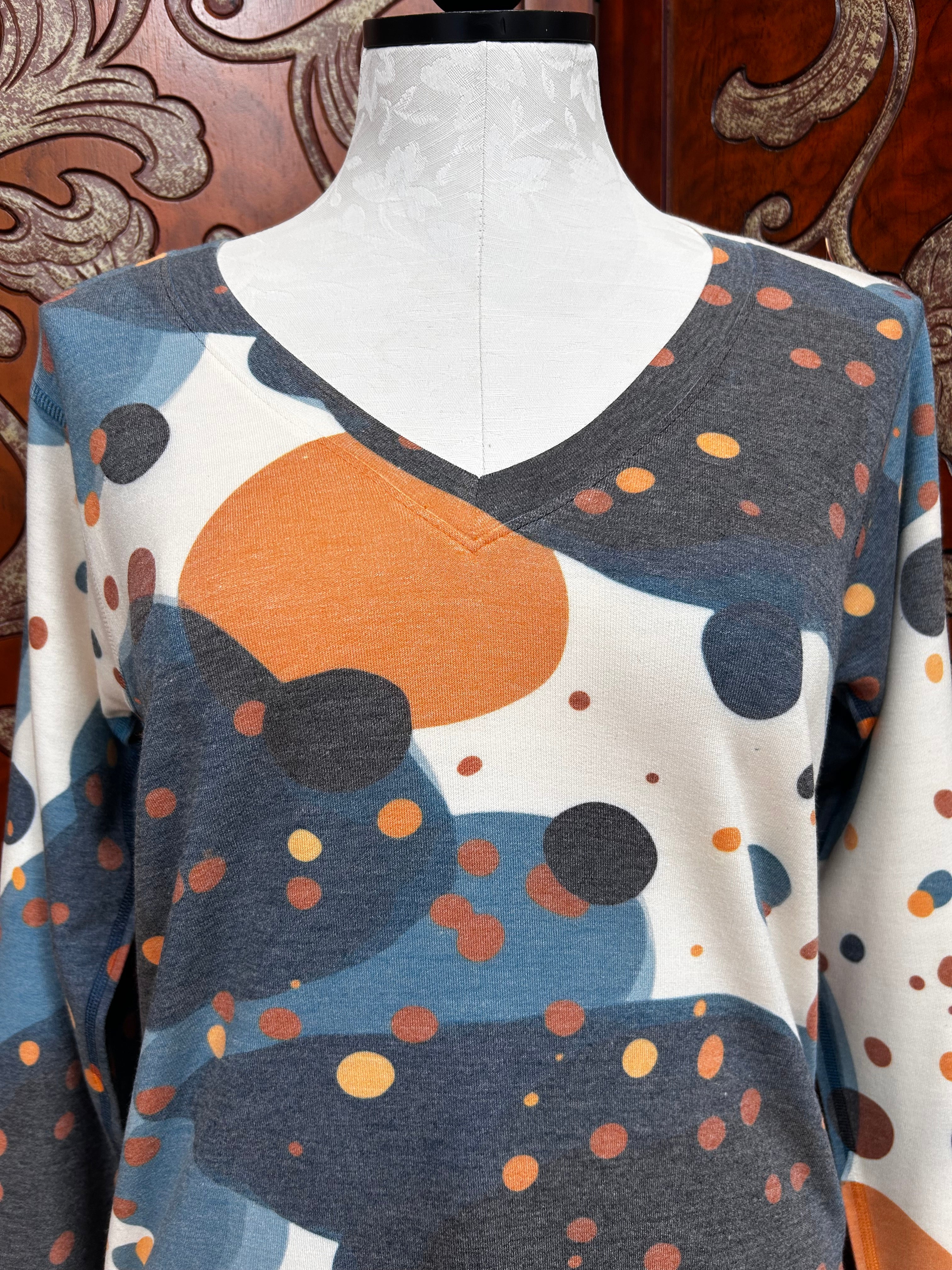 Nally & Millie shirt N306855F, french terry long sleeve v-neck