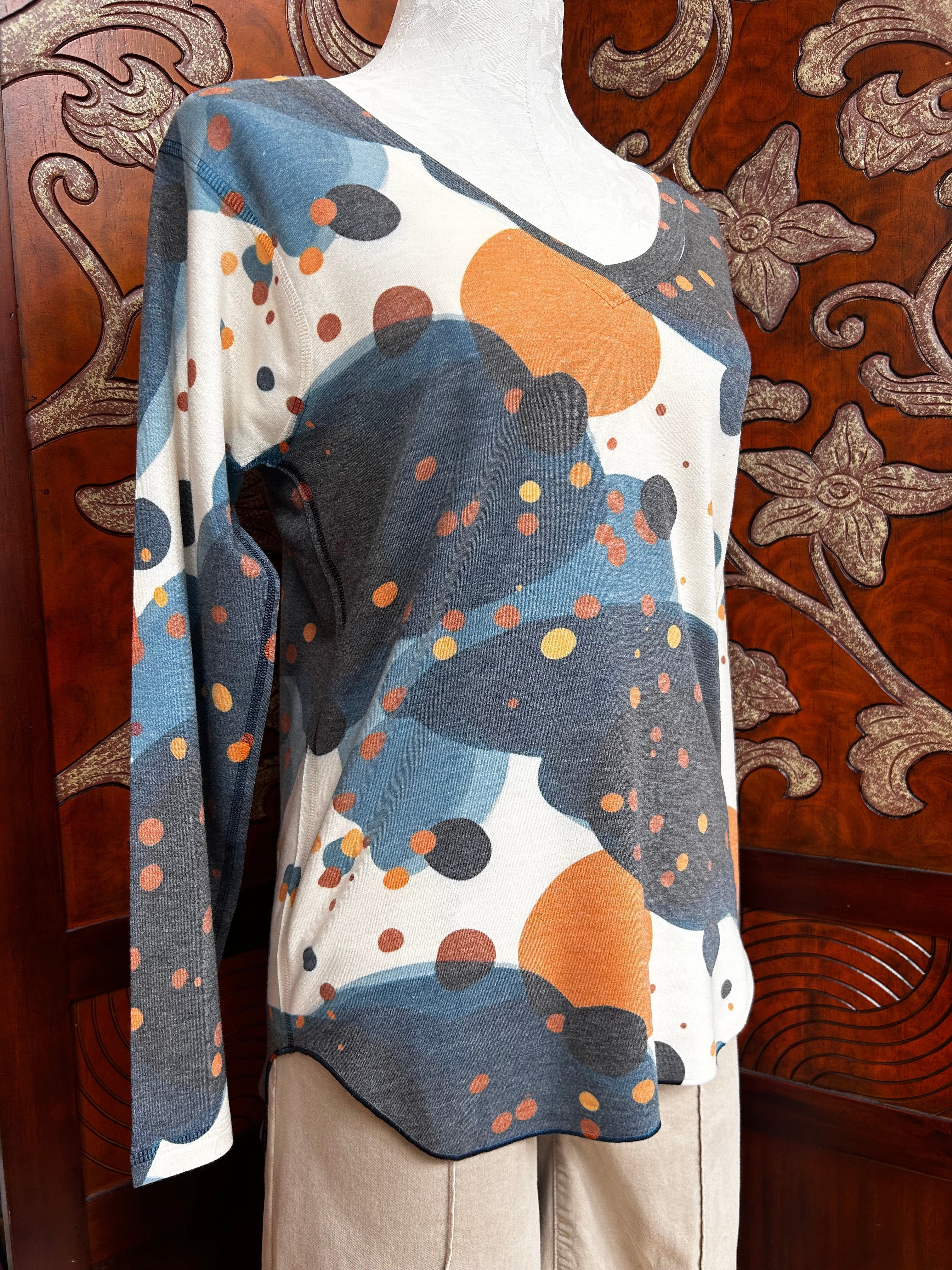 Nally & Millie shirt N306855F, french terry long sleeve v-neck