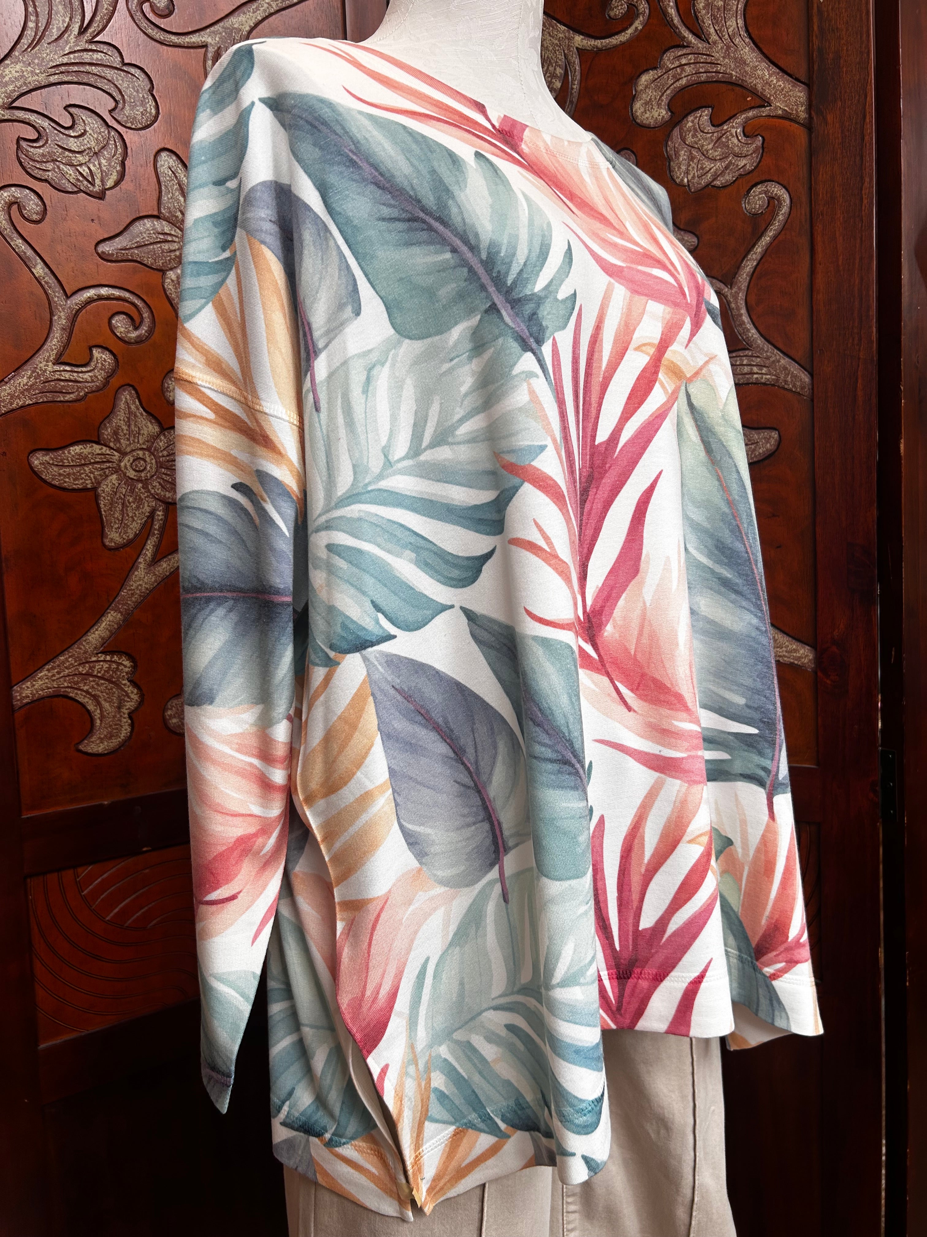 Nally & Millie shirt N308634B, french terry oversize