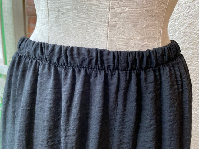 Pantalón CMC 9936, cupro crop de doble capa