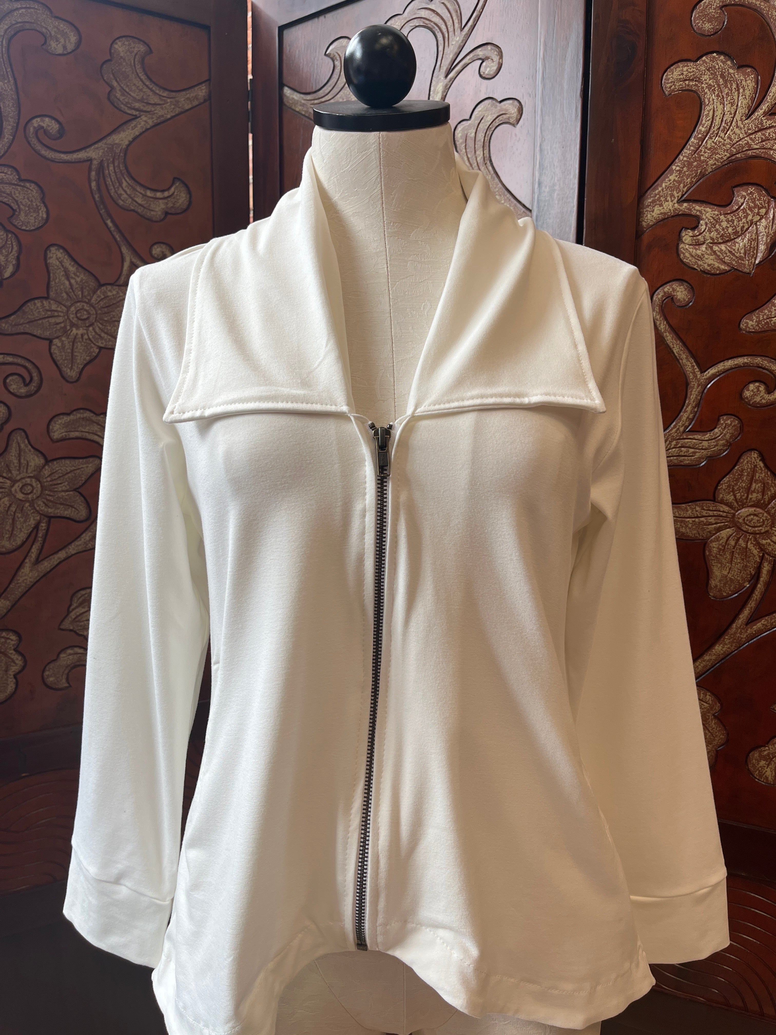 Flutter Jamie jacket, high-low SALE Sizes L, XL, 1X