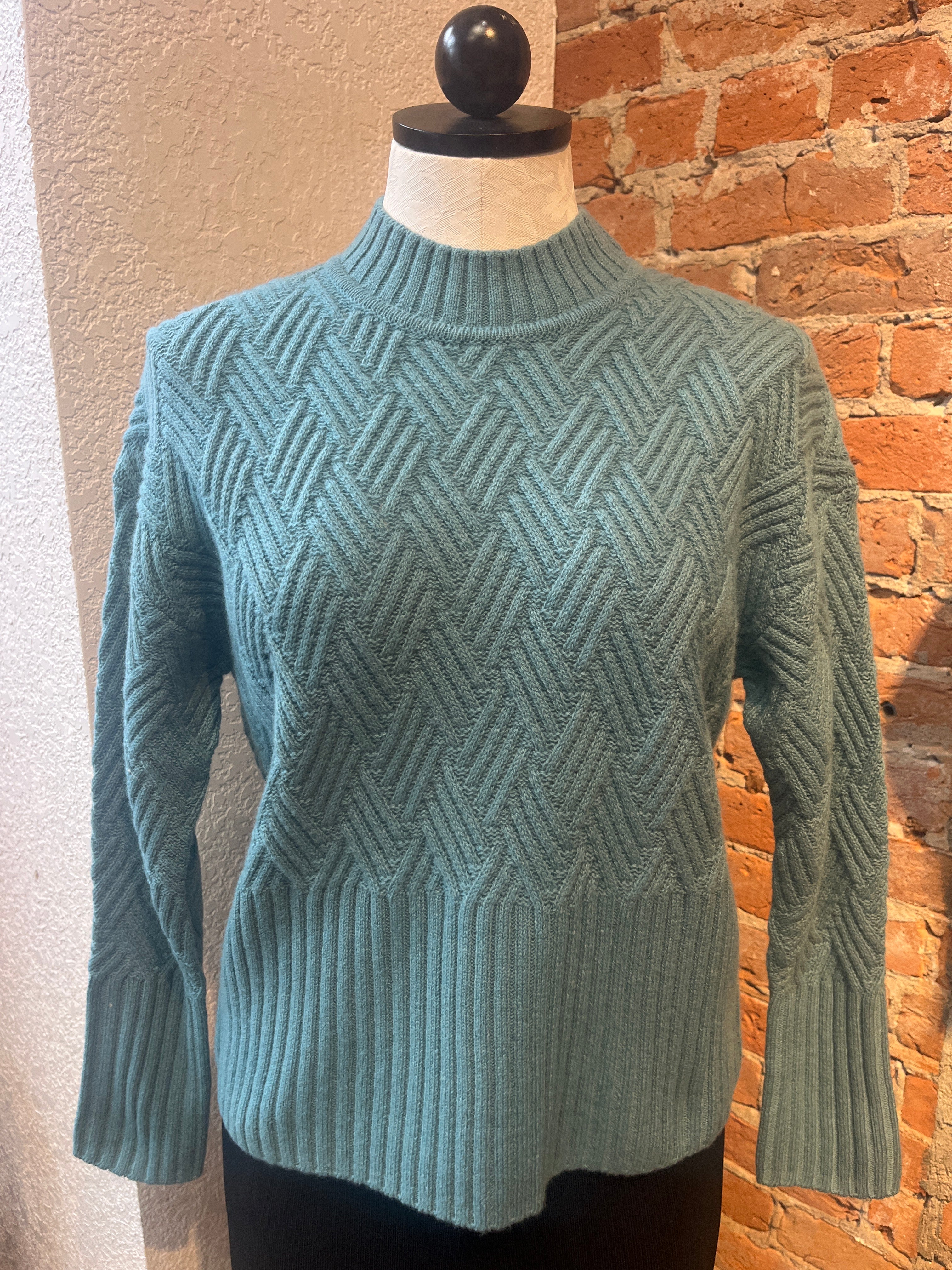 Alashan sweater LM2146, merino wool Arabella basketweave