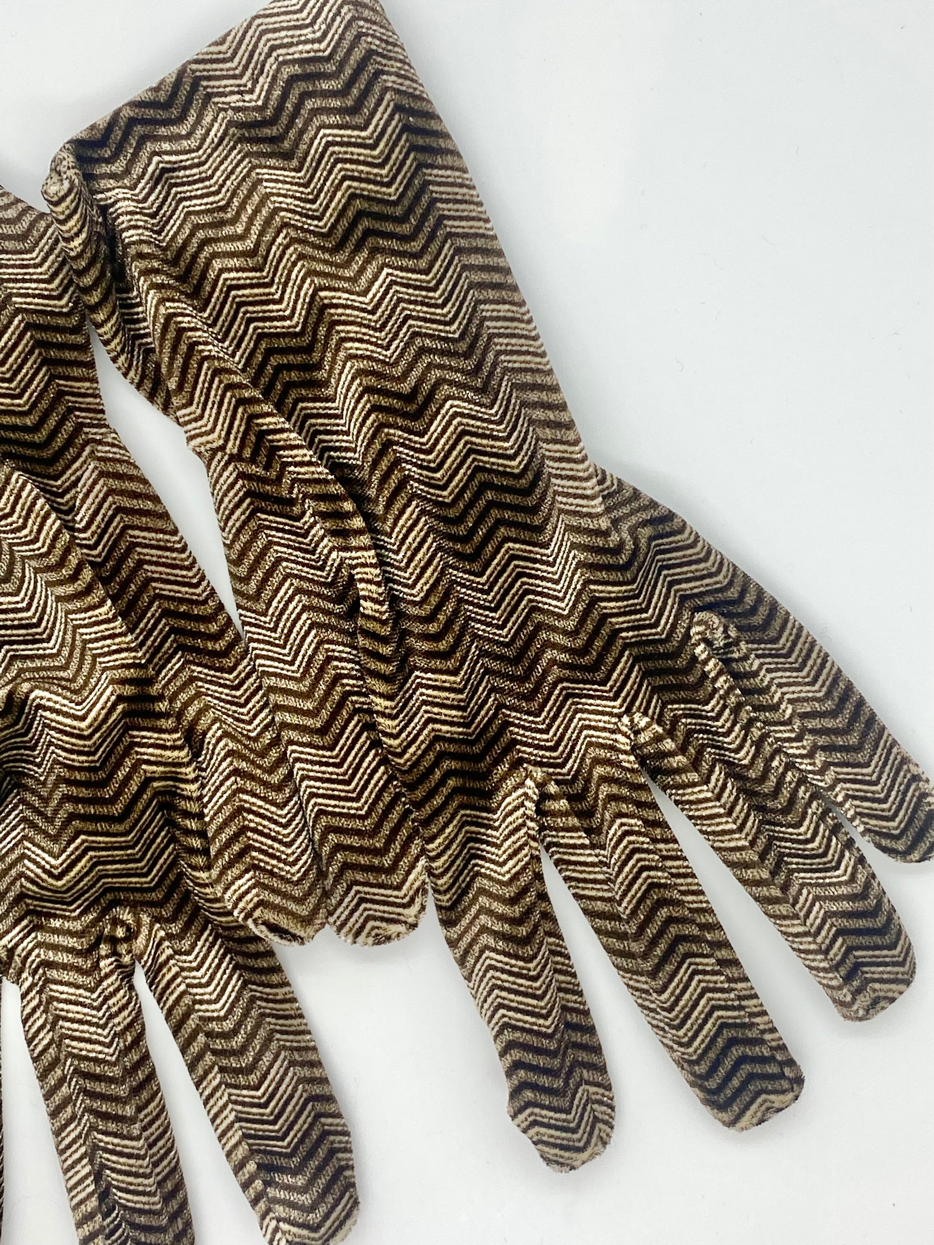 Guantes Lauer cortos de terciopelo.