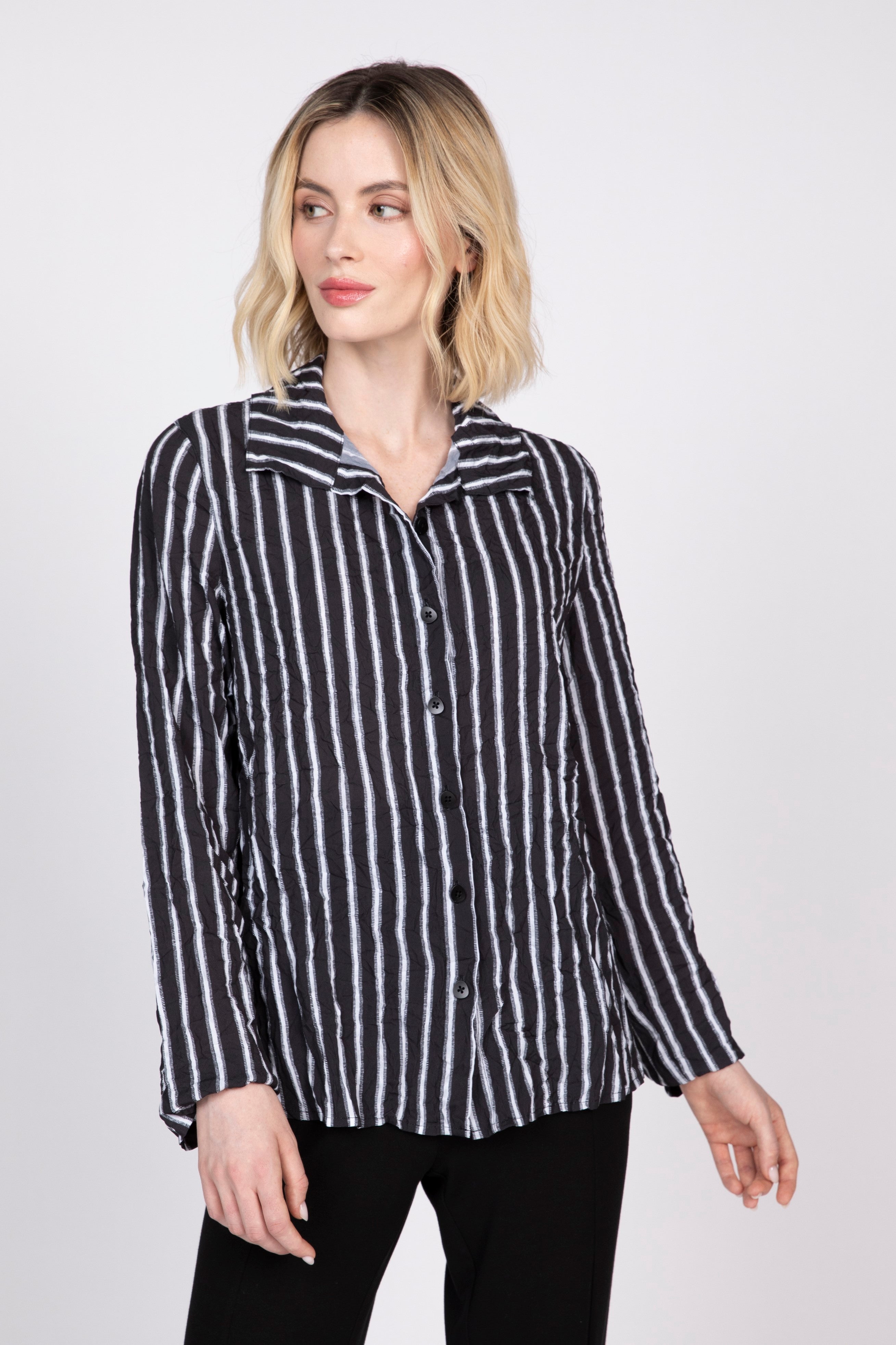 Olivia by Habitat shirt 114130, crimped crepe stripe