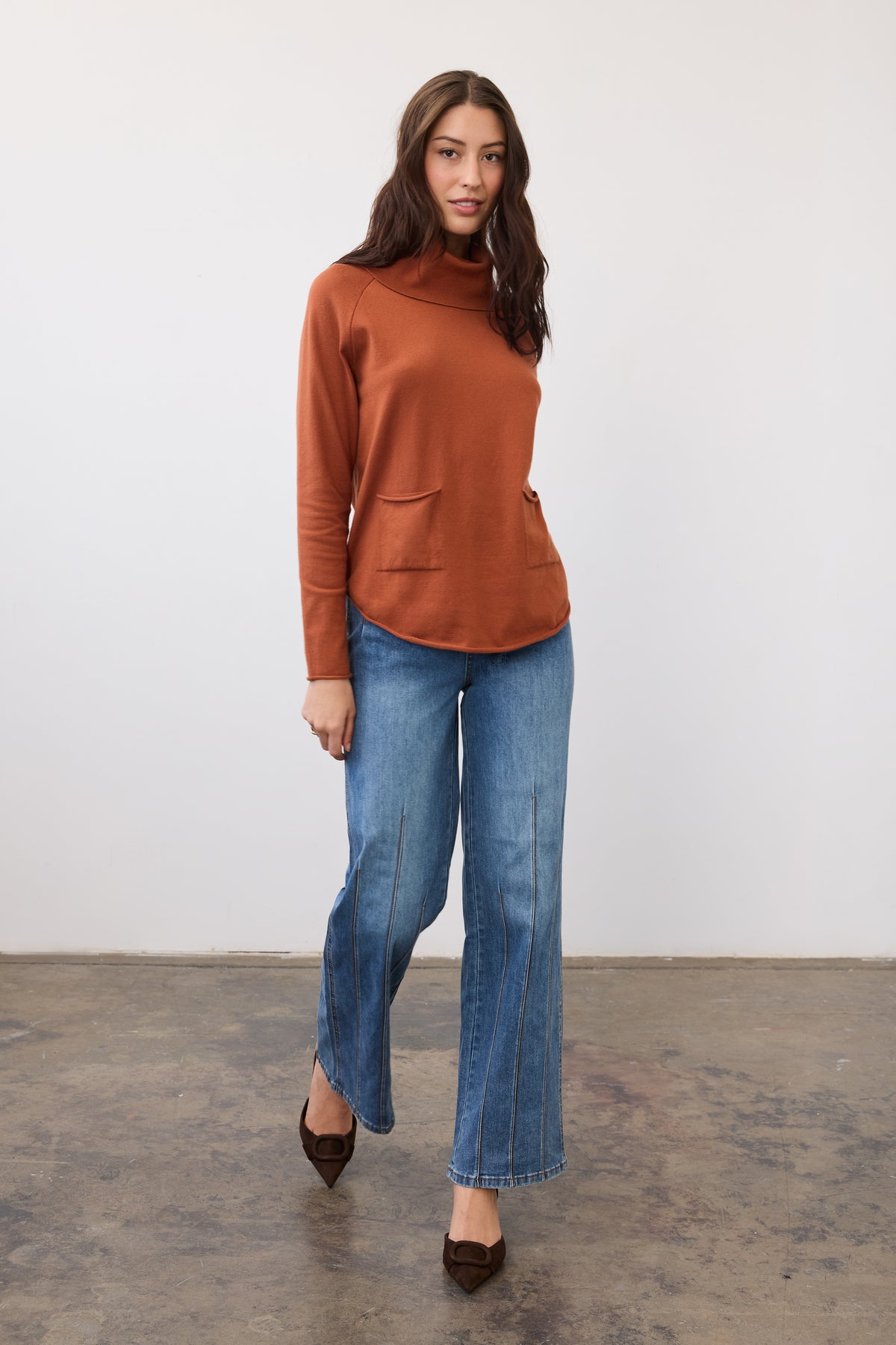 FDJ Olivia wide leg jeans 2634779, triple pintuck seams