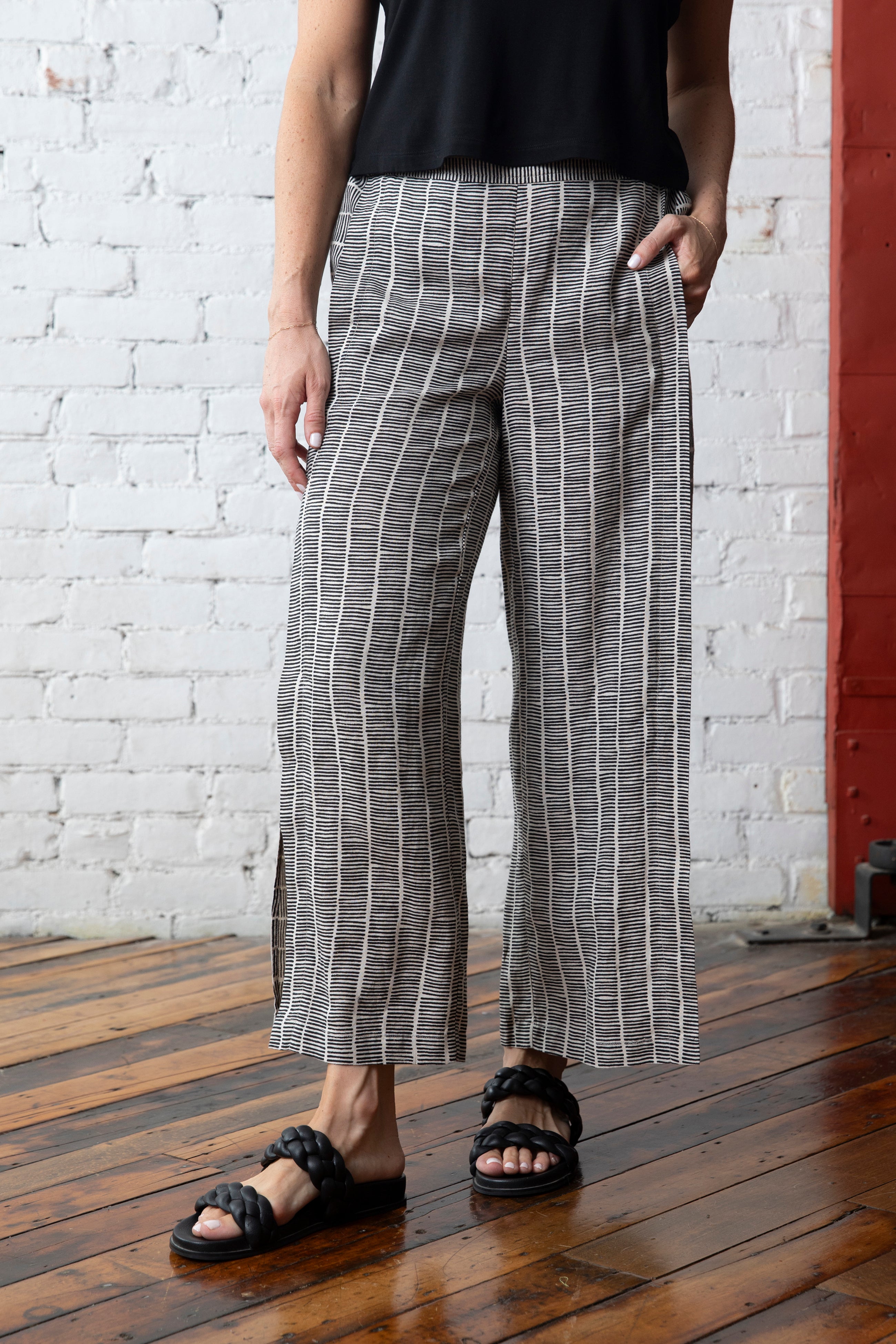 Olivia by Habitat pant 264222, linen stripe workhorse