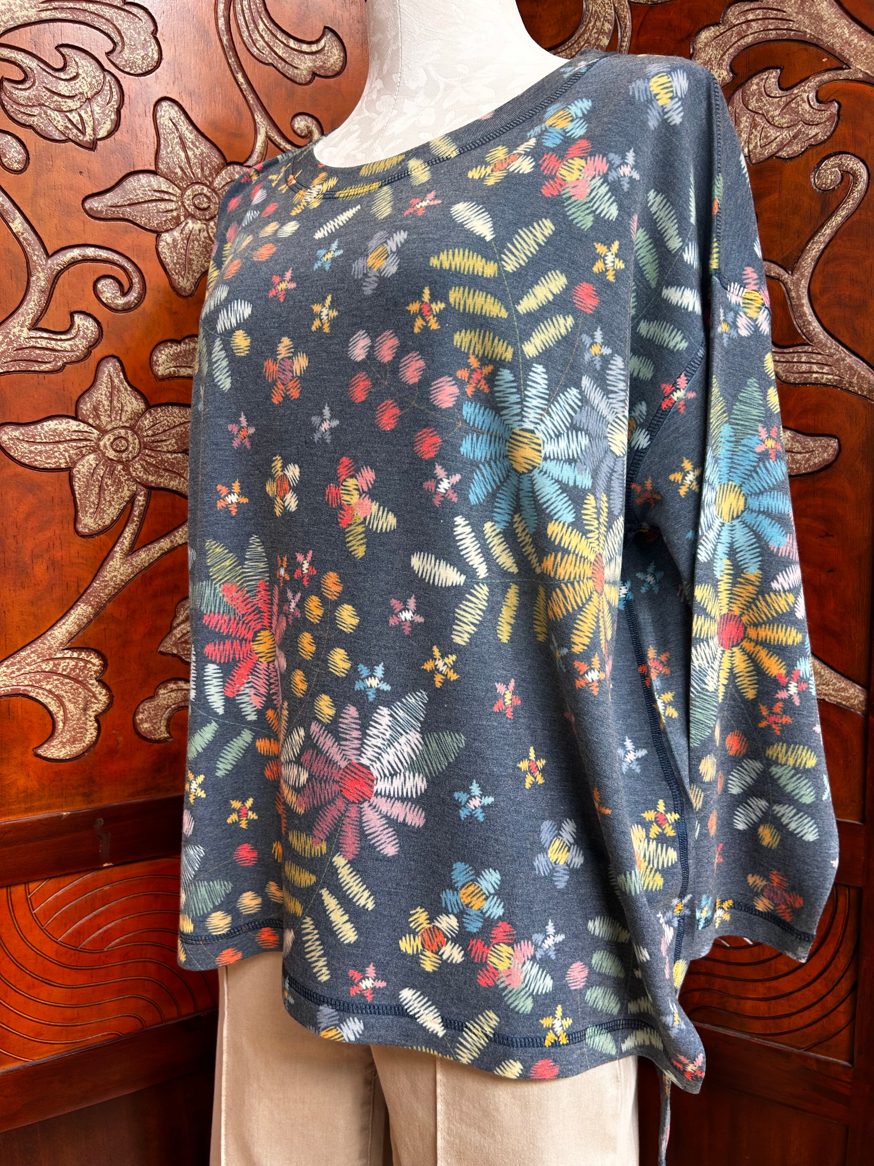 Nally & Millie shirt N306750D, french terry high low