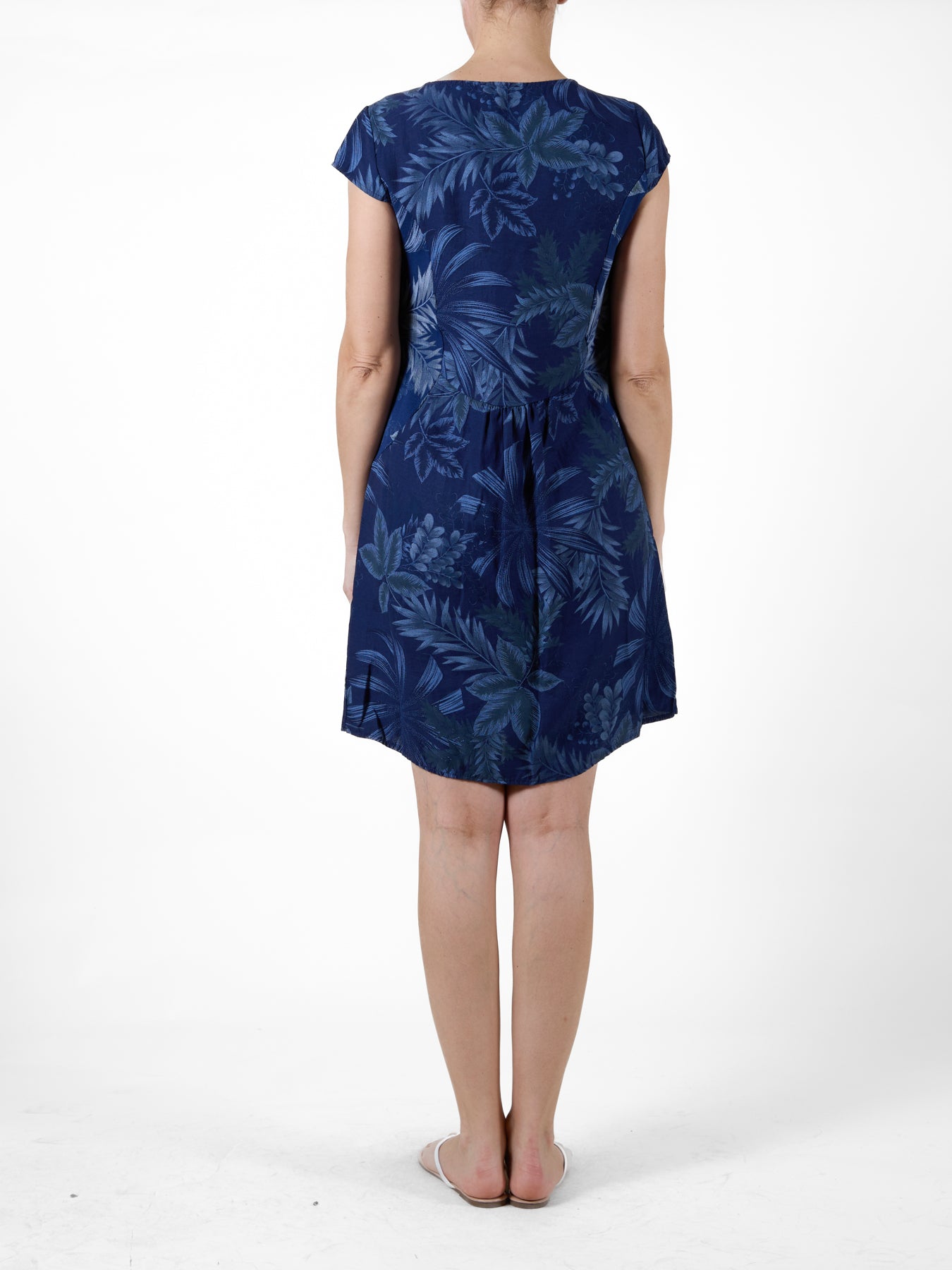 Angela Mara dress 32658, cap sleeve palm print