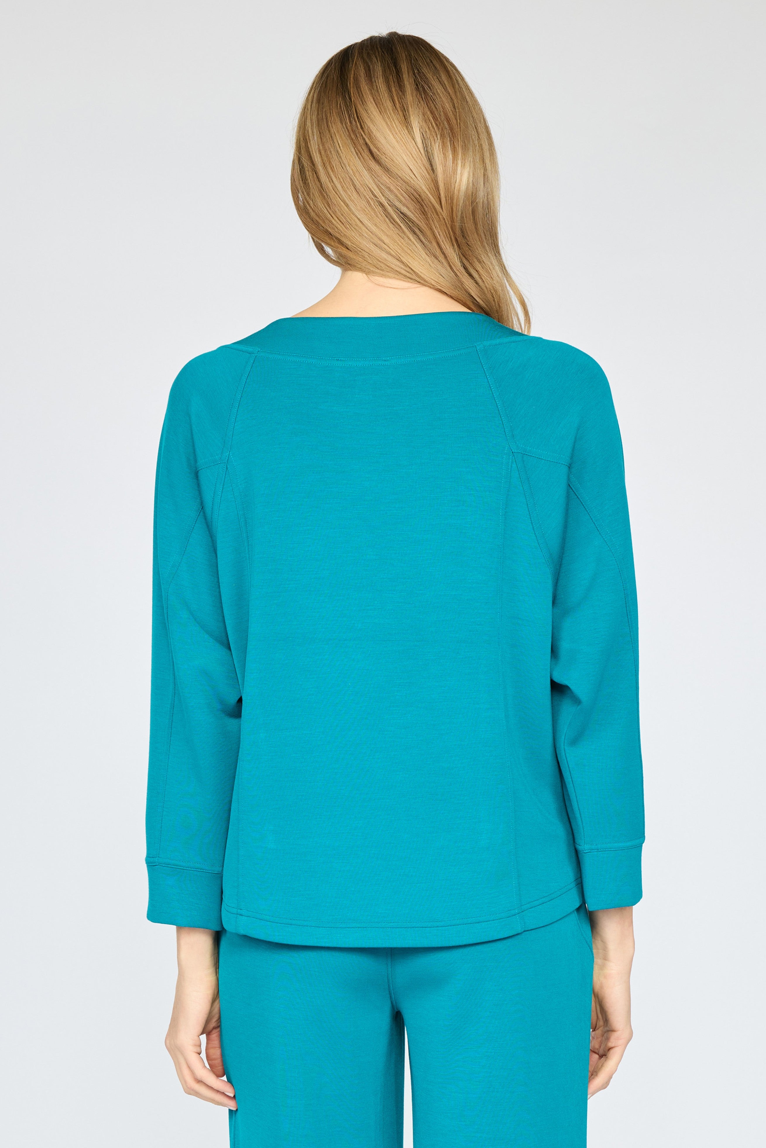 Olivia by Habitat shirt 330101,  featherlux knit stitch pullover