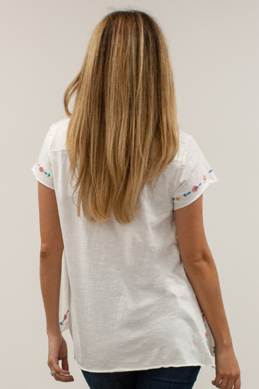 Caite Sadie t-shirt, embroidered short sleeve