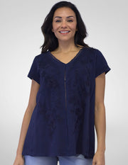Caite Frida t-shirt, tonal embroidered v-neck