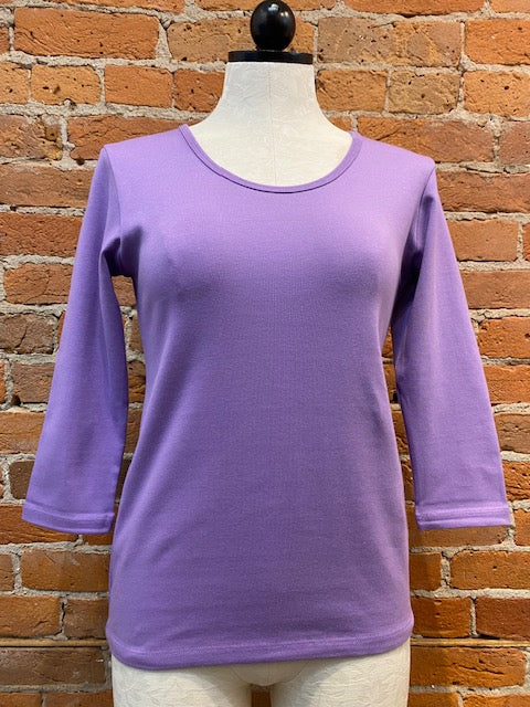 Camiseta Necessitees cuello U manga 3/4 (2 colores)