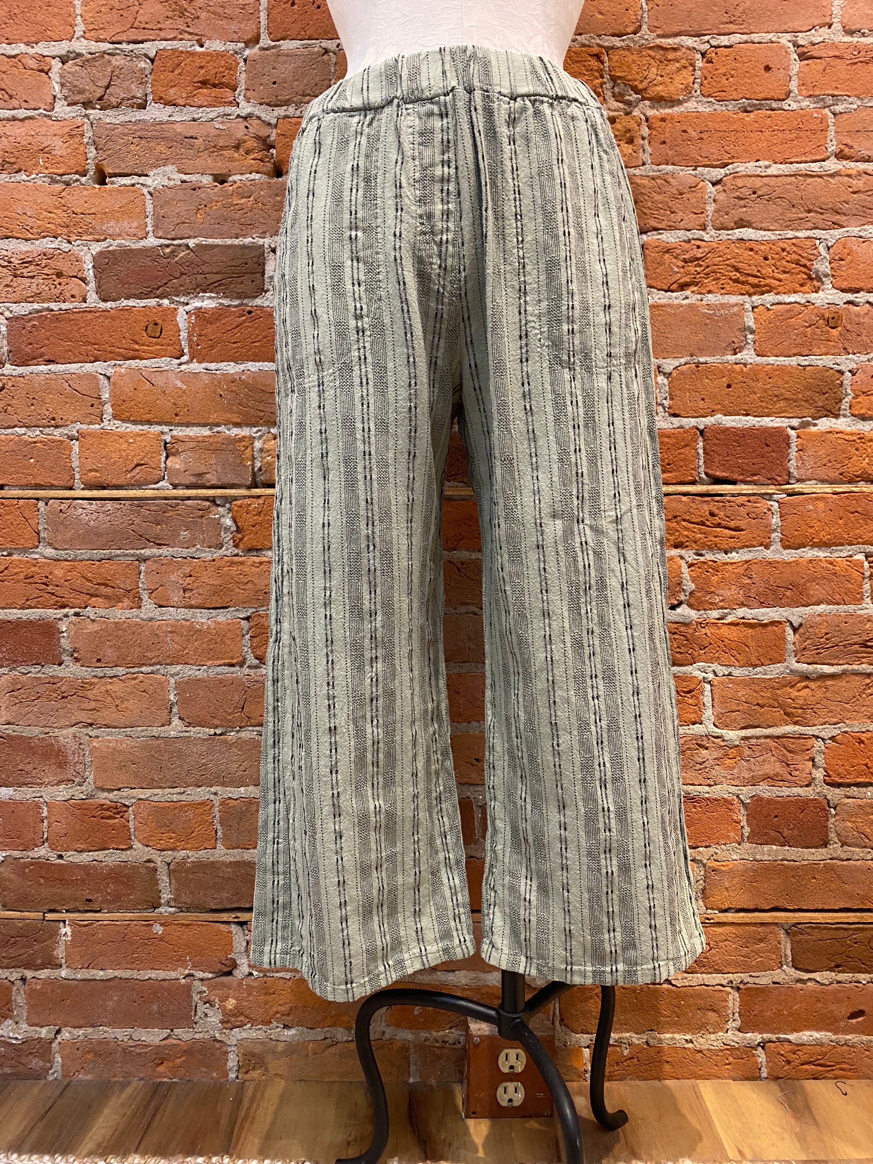 Cut Loose pants, easy crop linen stripe