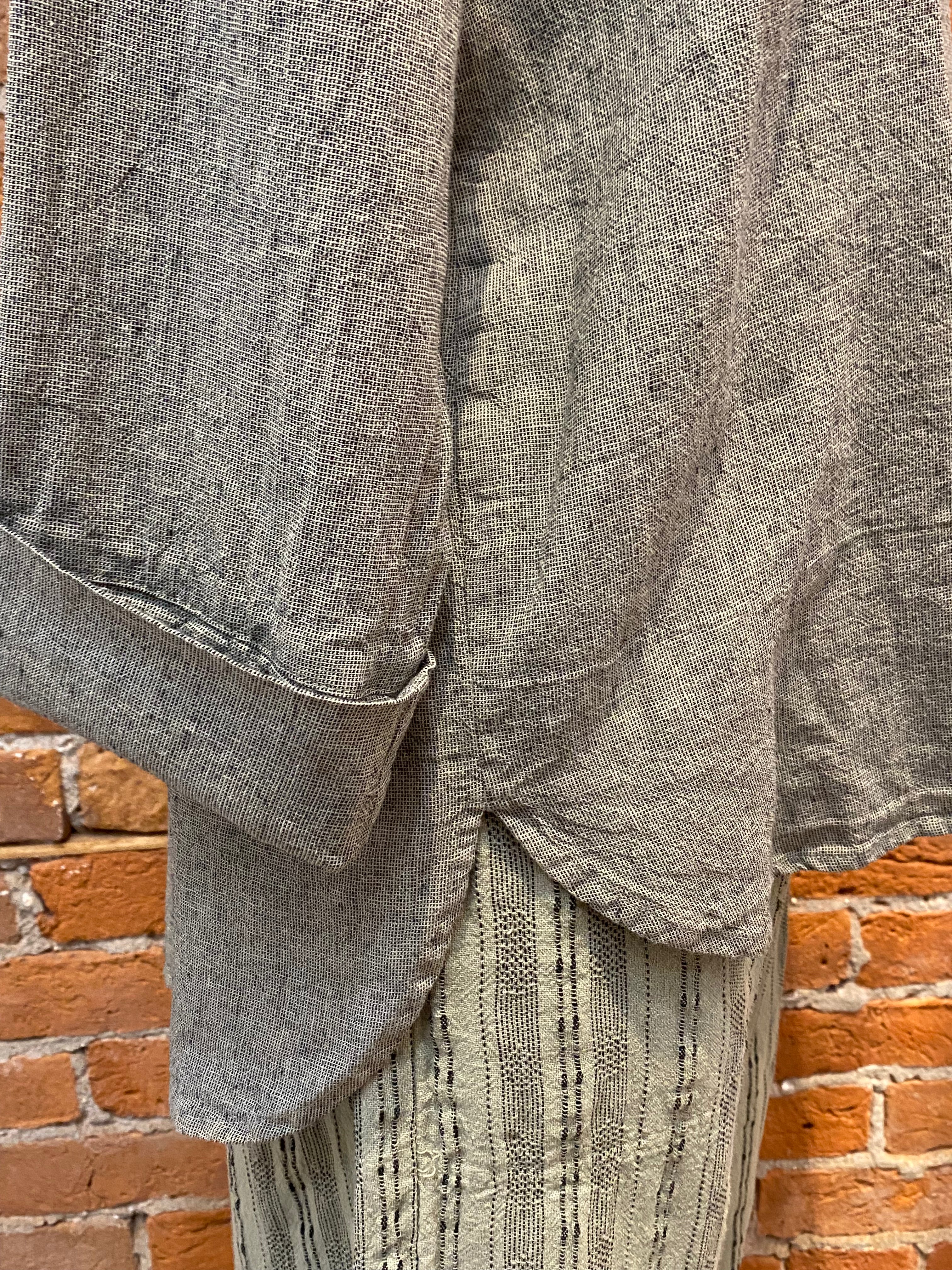 Cut Loose shirt, linen button front