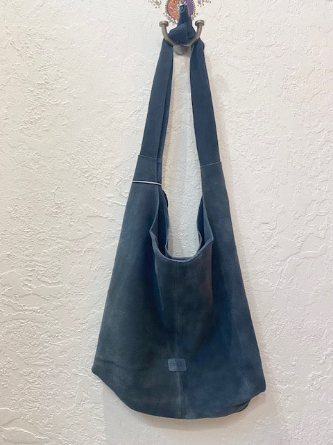 Risa purse, knot suede (8 colors)