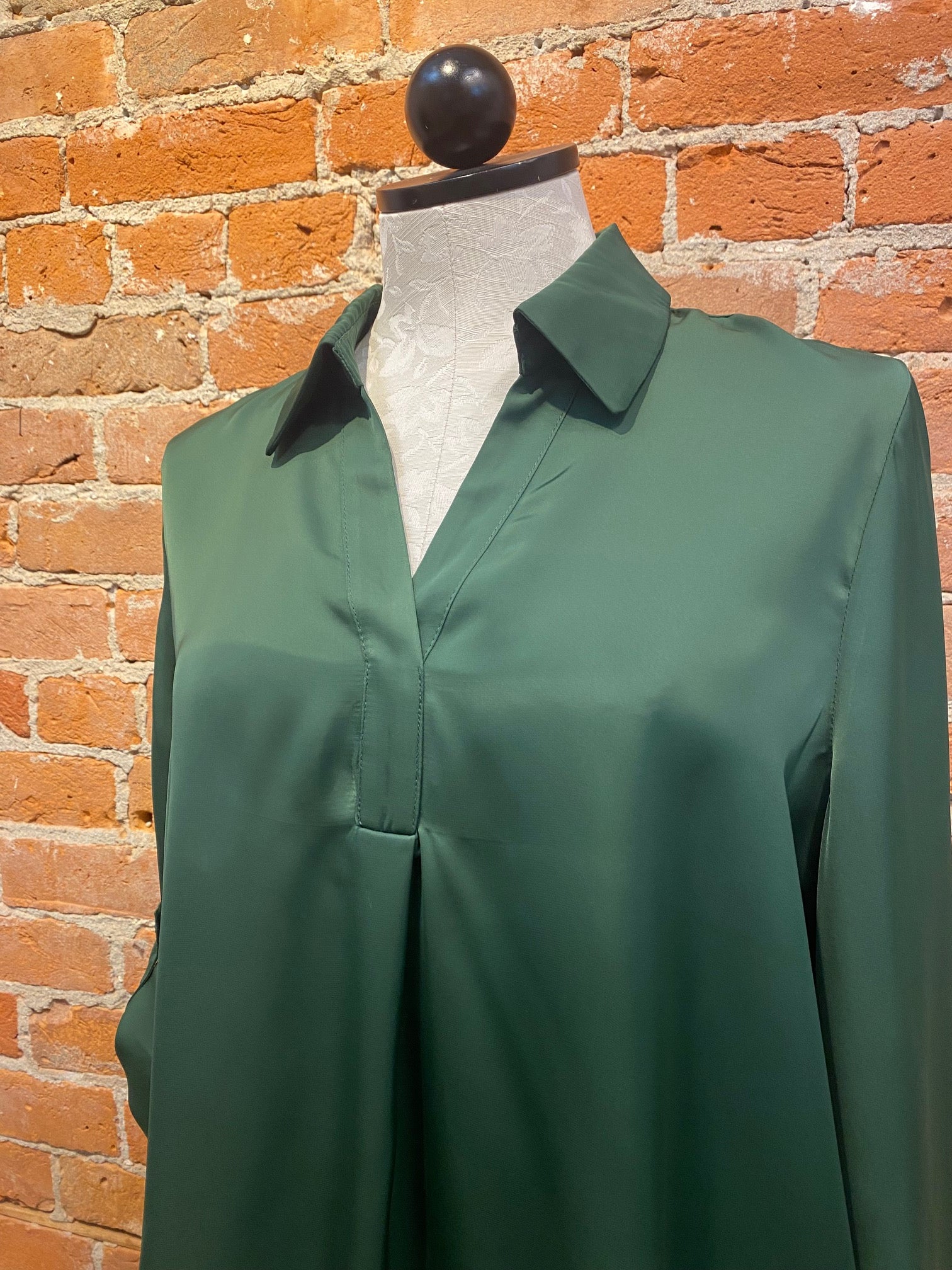 Camisa Renuar 5001, airflow con lazo en el cuello