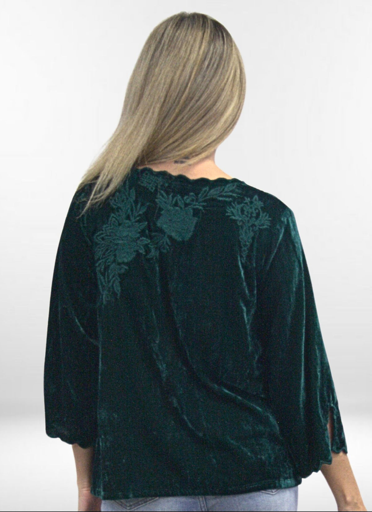 Kyla Seo Kiora shirt, velvet v-neck Emerald