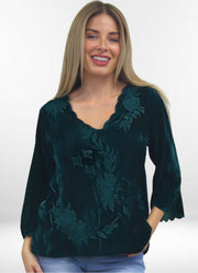 Kyla Seo Kiora shirt, velvet v-neck Emerald