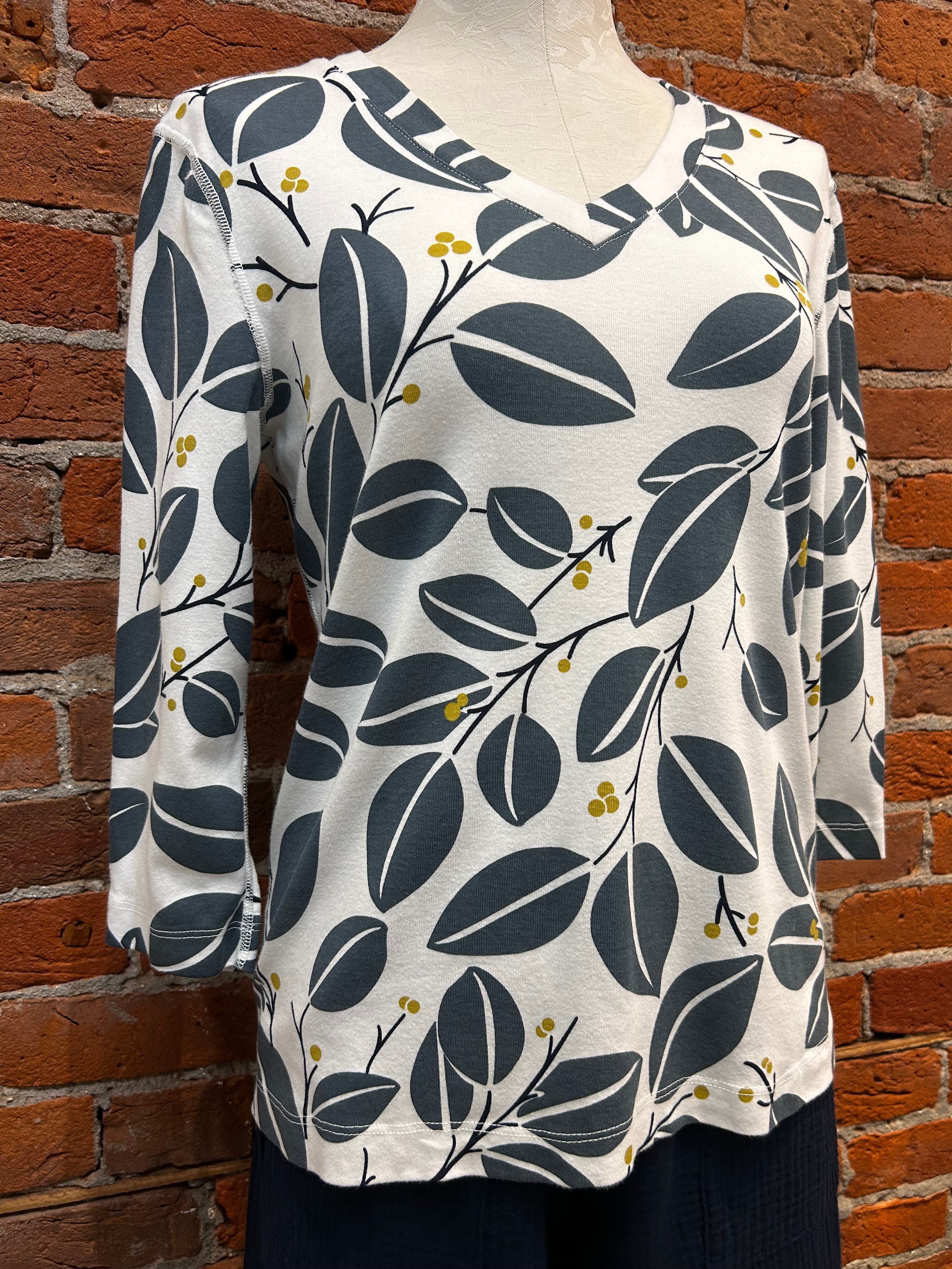 Prairie Cotton t-shirt 268, v-neck 3/4-sleeve (2 colors/prints)