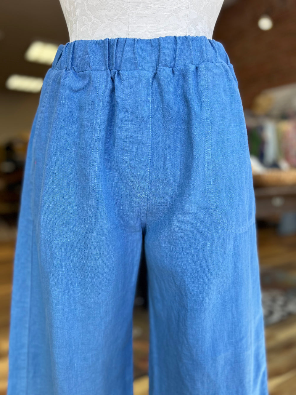 Pantalón suelto, lino cropped (2 colores)