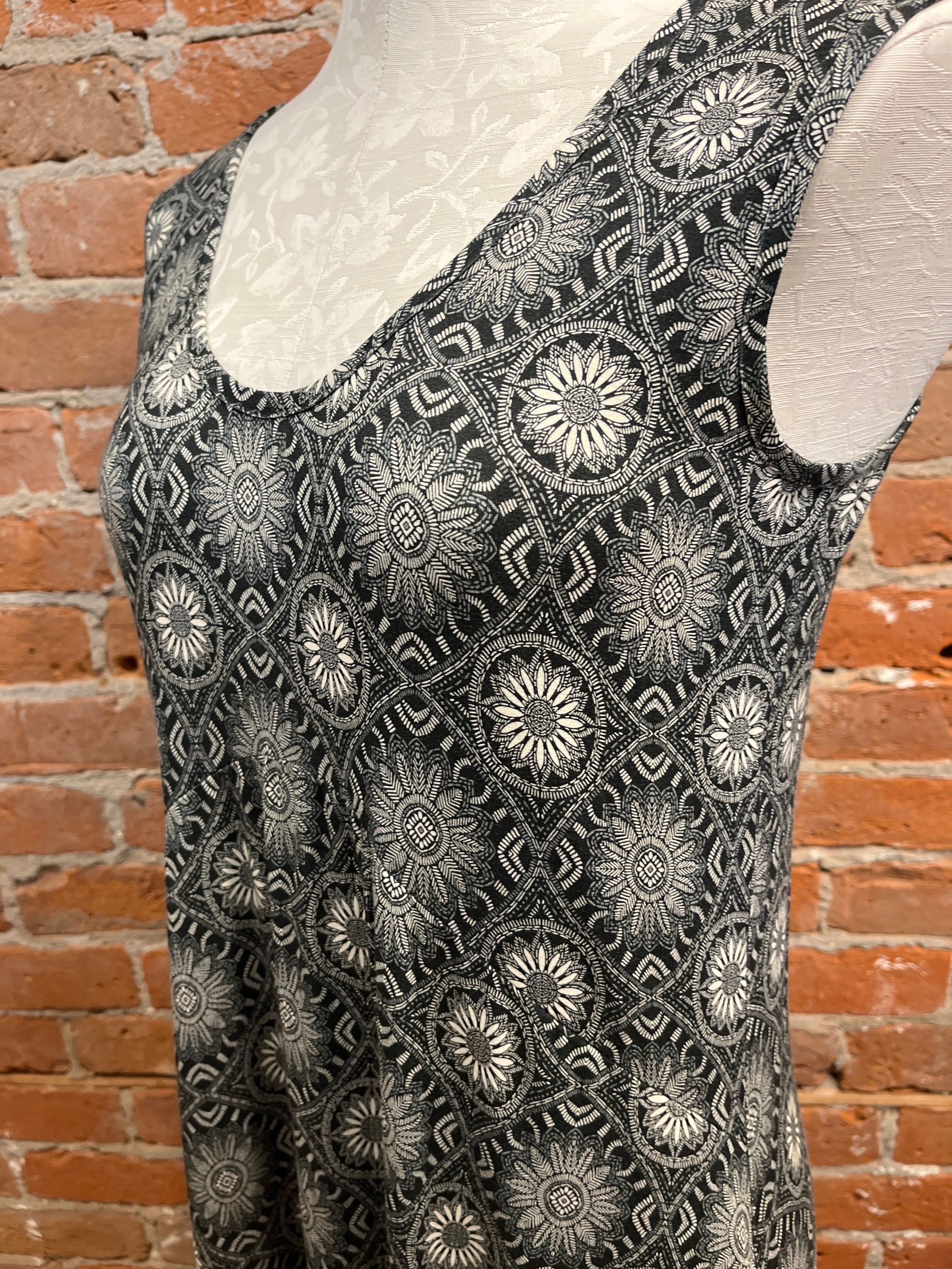Salaam Metta dress, sleeveless