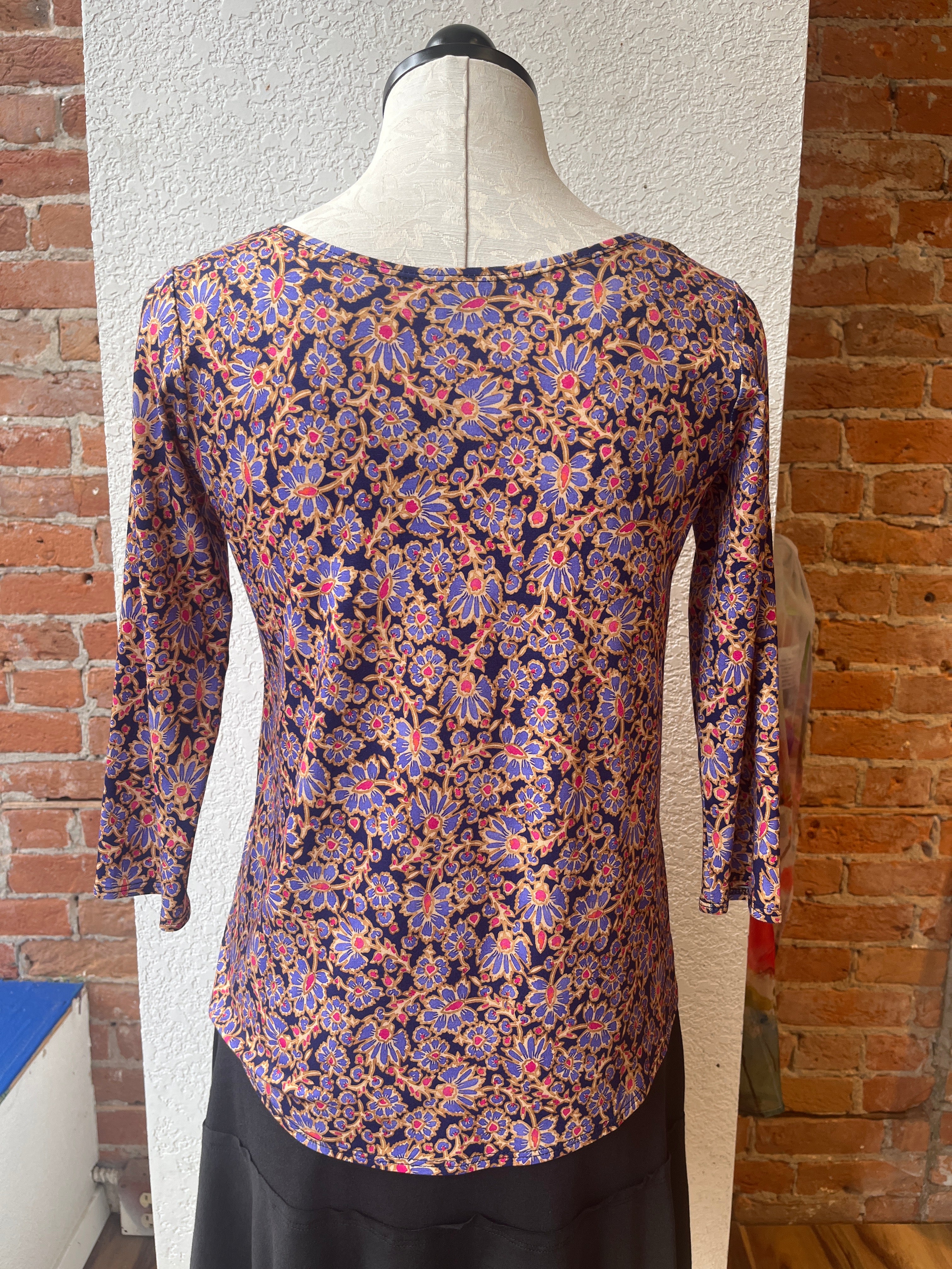 Salaam Cora shirt, 3/4 sleeve purple floral print SALE Size L