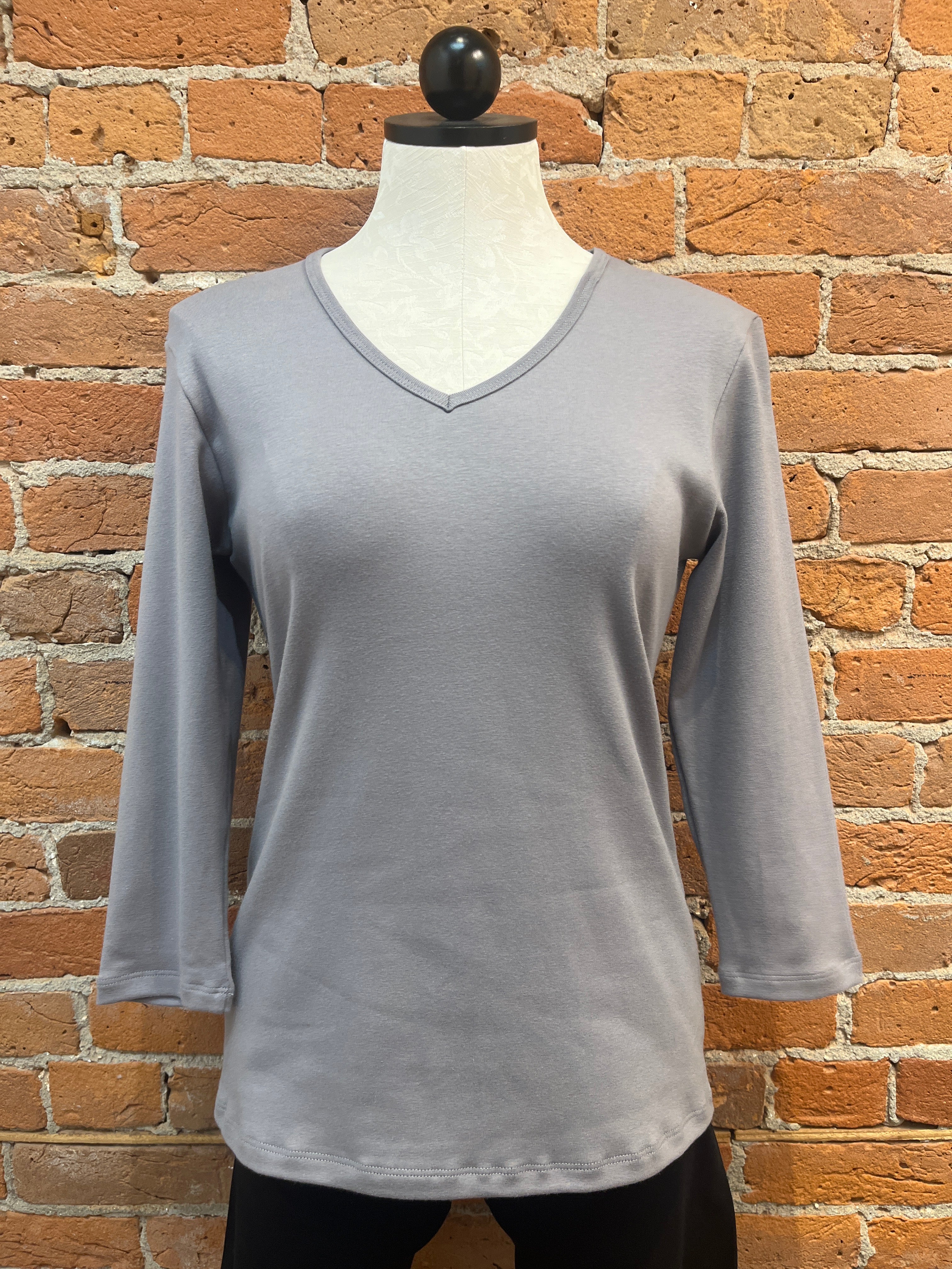 Camiseta Necessitees cuello pico manga 3/4 (6 colores)