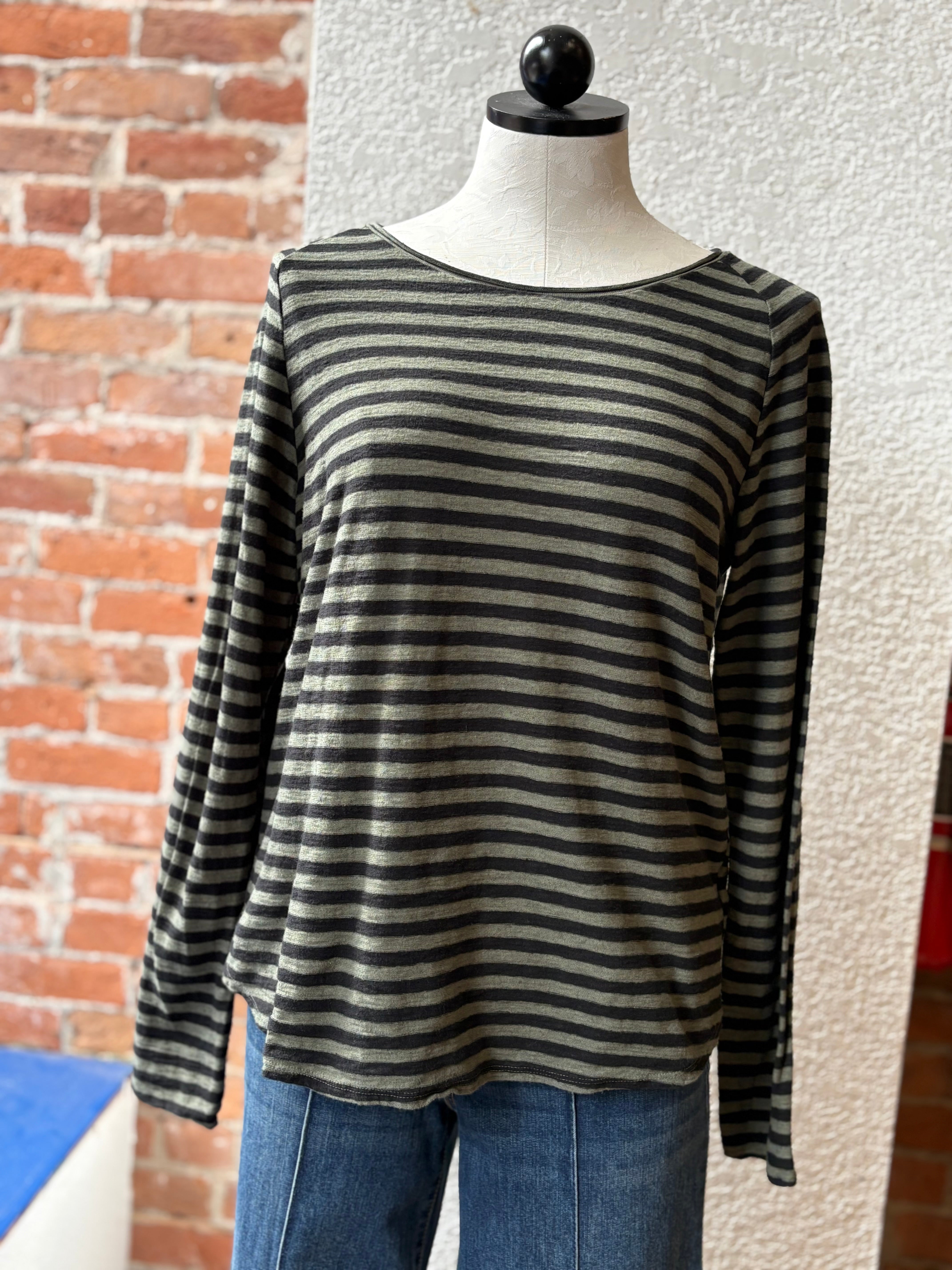 Cut Loose t-shirt, sporty stripe Kelp