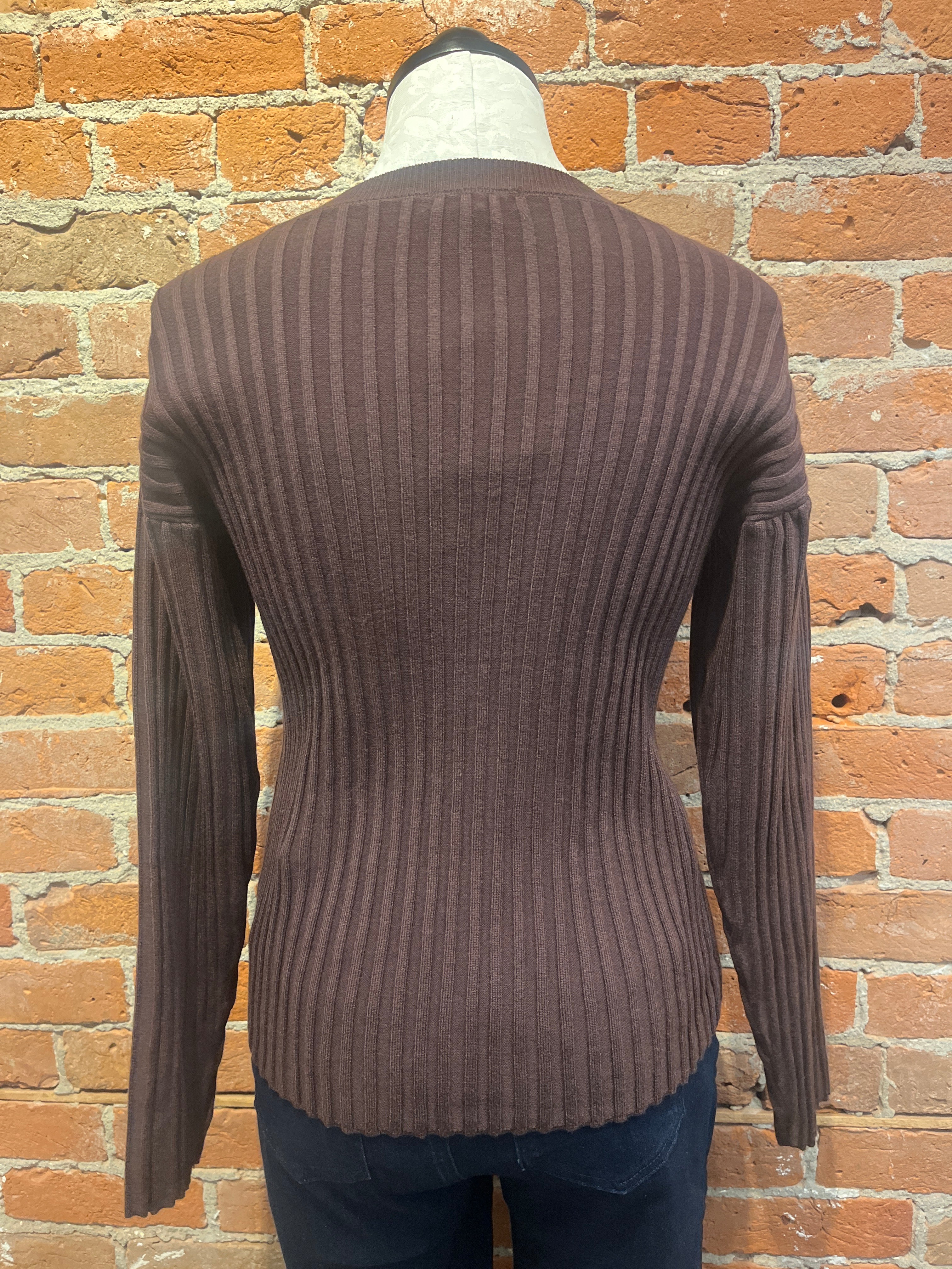 M (Made in Italy) sweater, ribbed crewneck 33-M-003Z