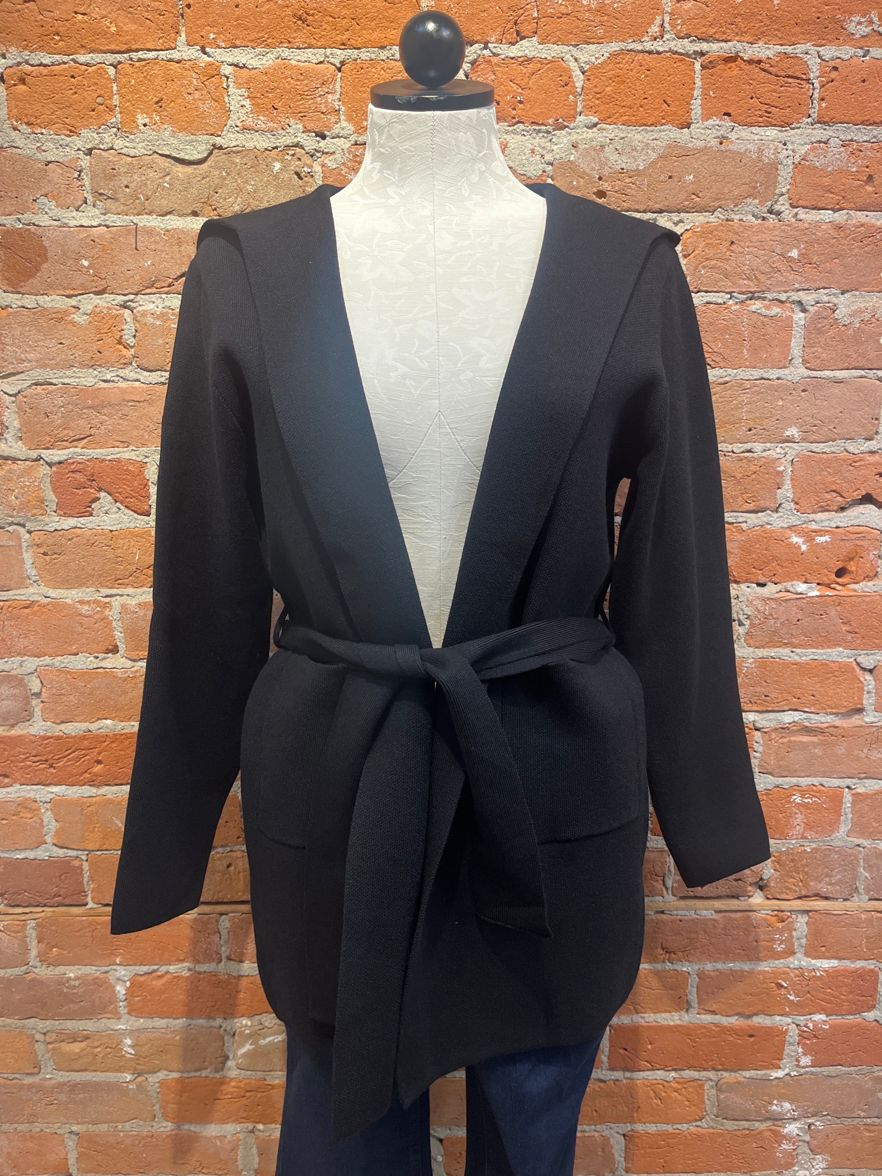 M (Made in Italy) hoodie, belted cardigan 17-M-021Z