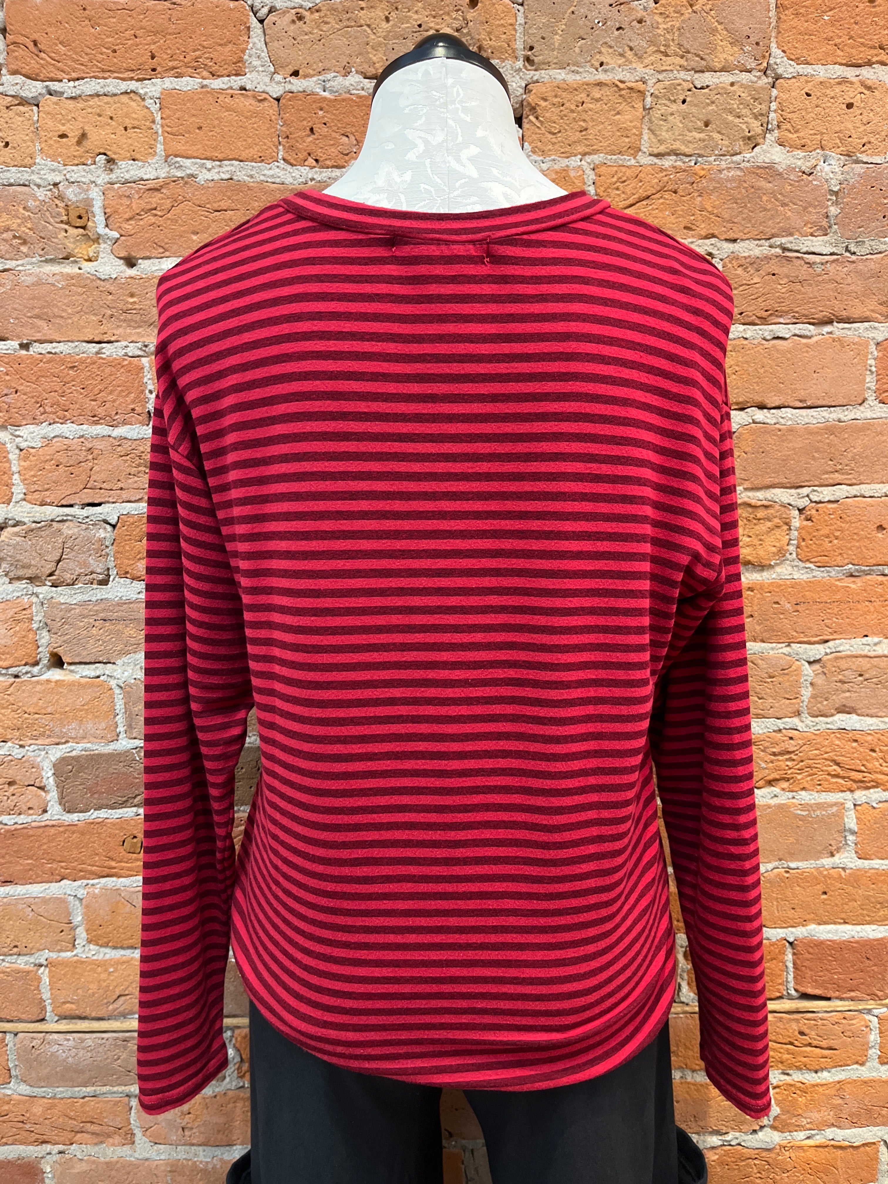 Cut Loose shirt, cropped fleece stripe