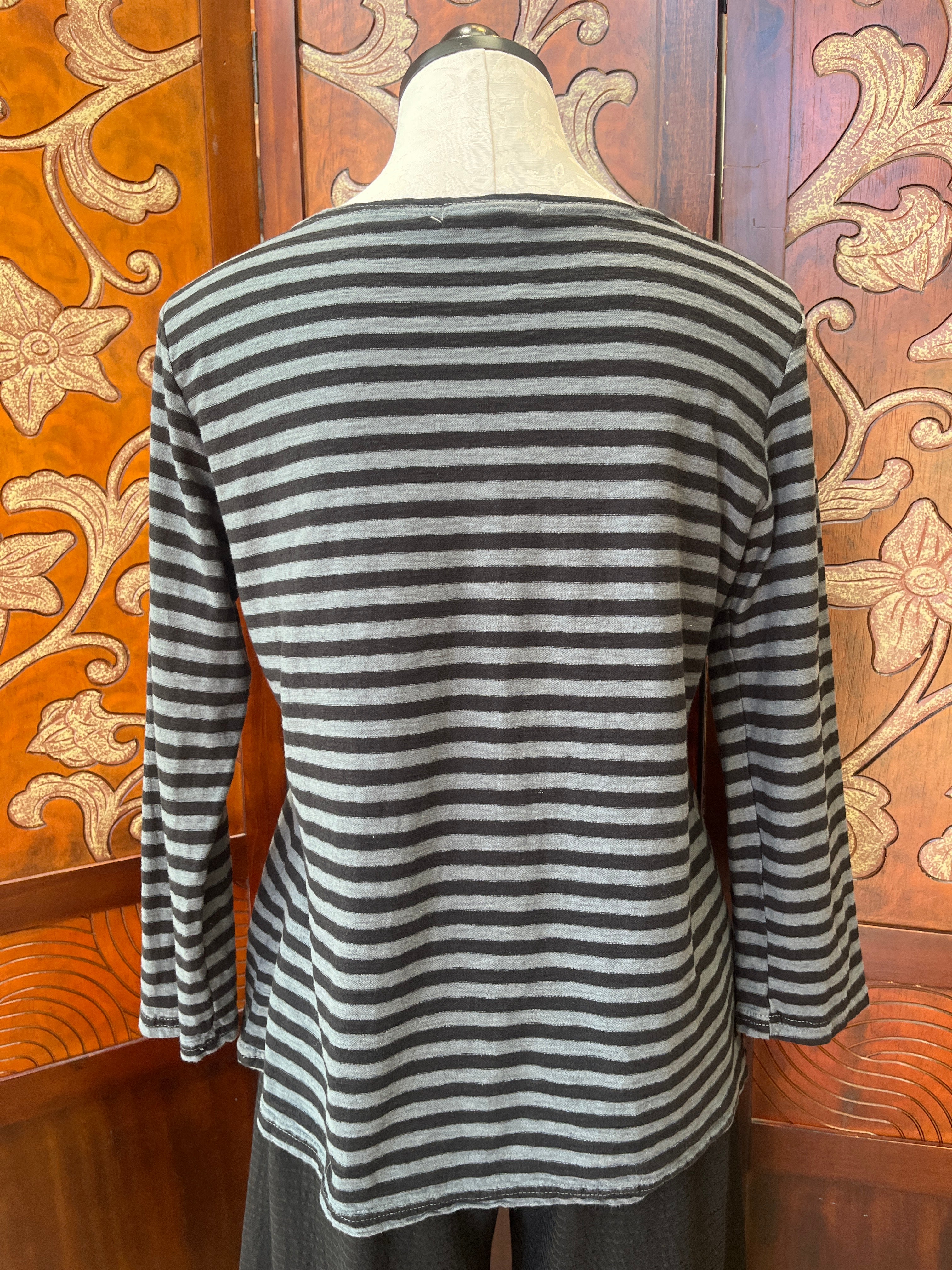 Cut Loose t-shirt, black stripe 3/4 sleeve boatneck Peacock and Iron