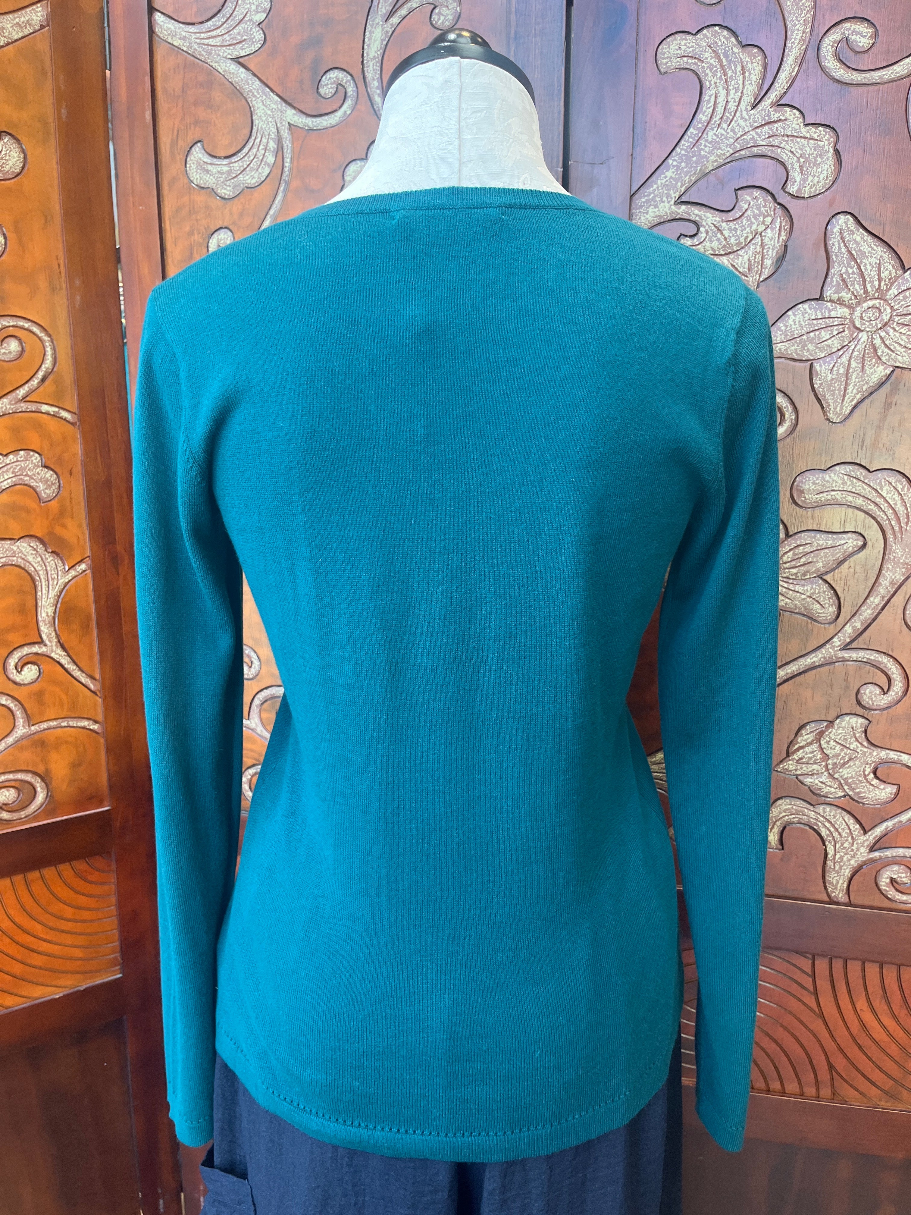 Alashan sweater LC2005, classic v-neck cotton cashmere