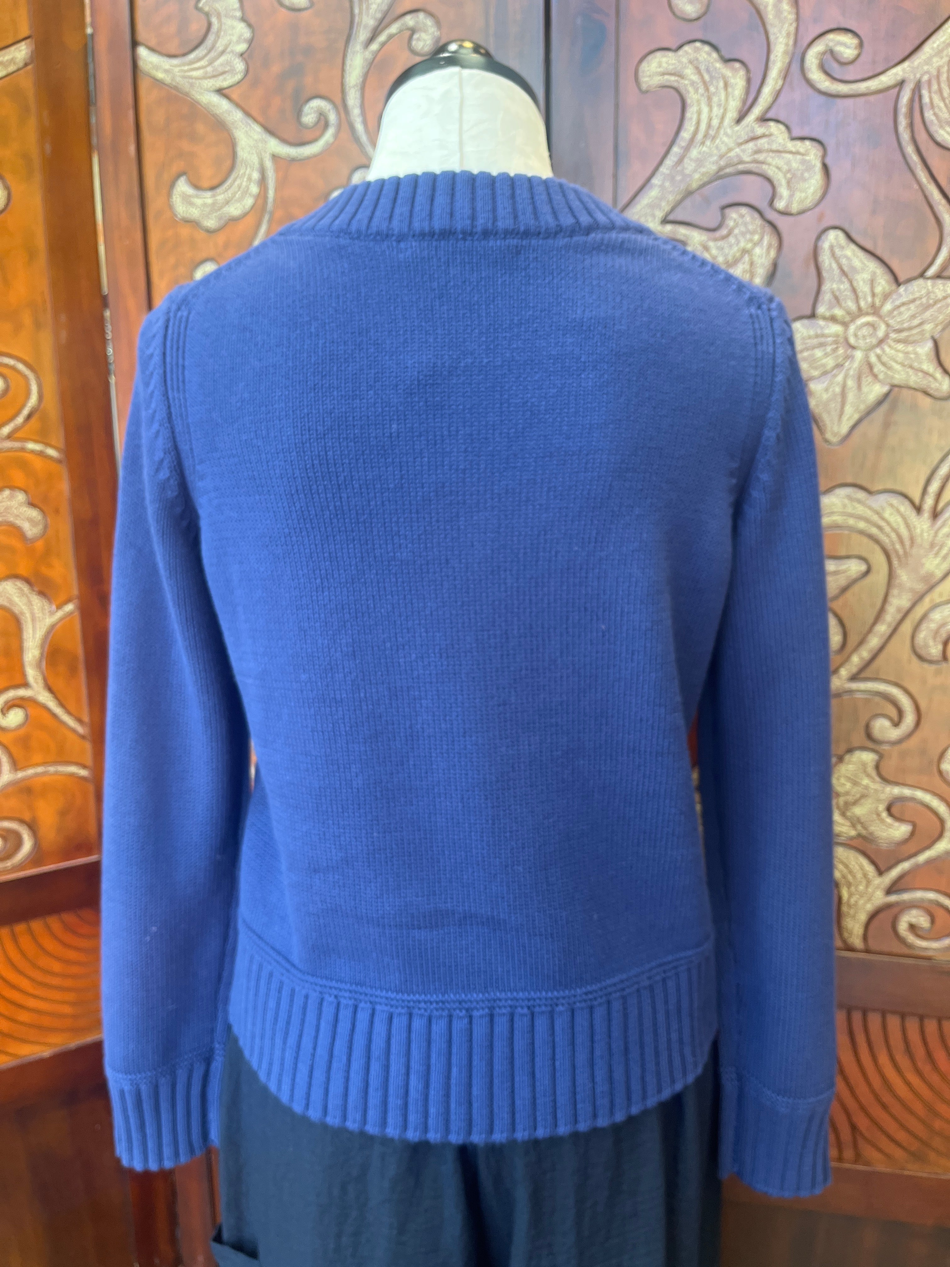Alashan sweater LC2616, Rhodes cropped v-neck cotton cashmere (2 colors)