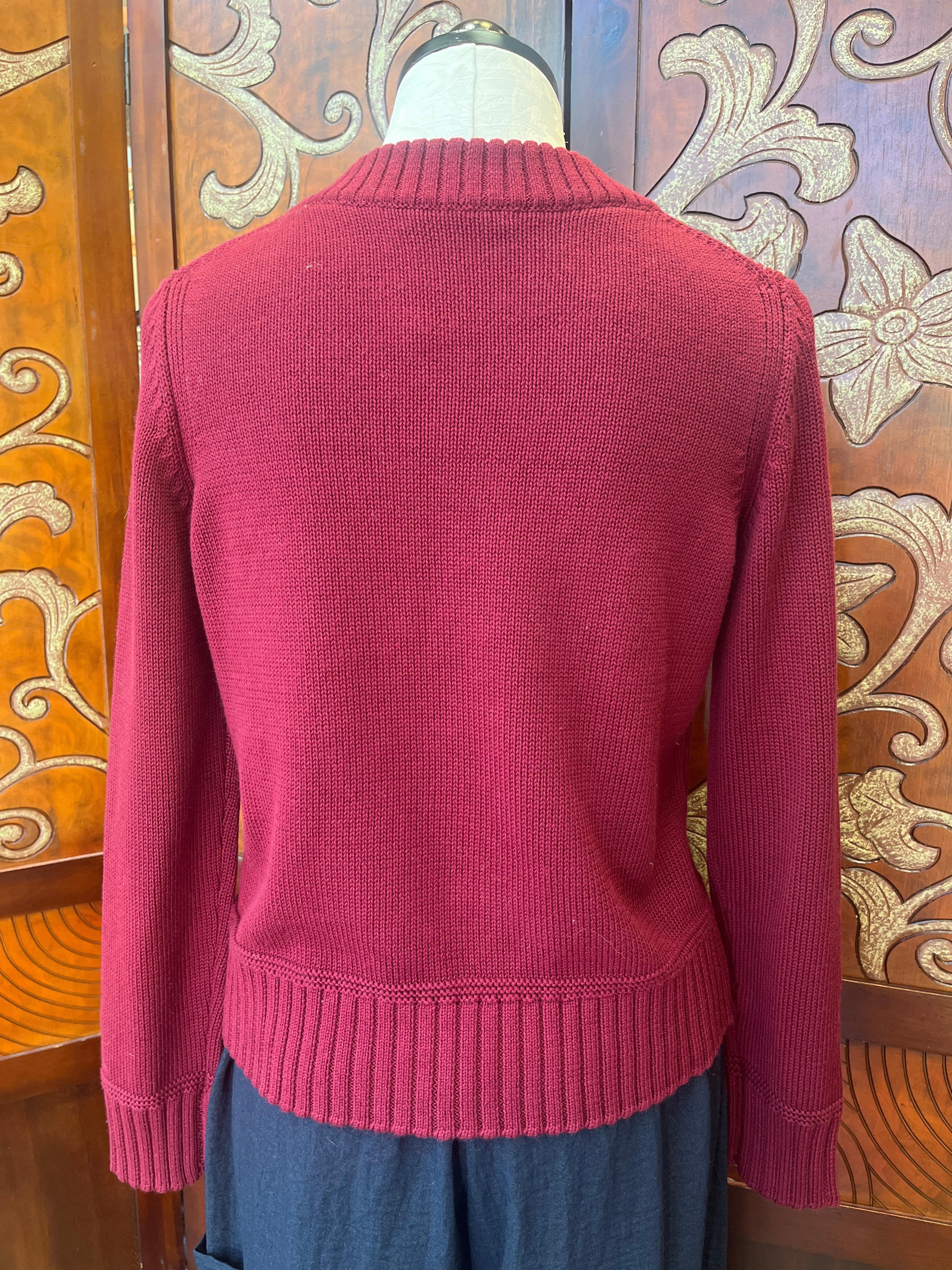 Alashan sweater LC2616, Rhodes cropped v-neck cotton cashmere (2 colors)