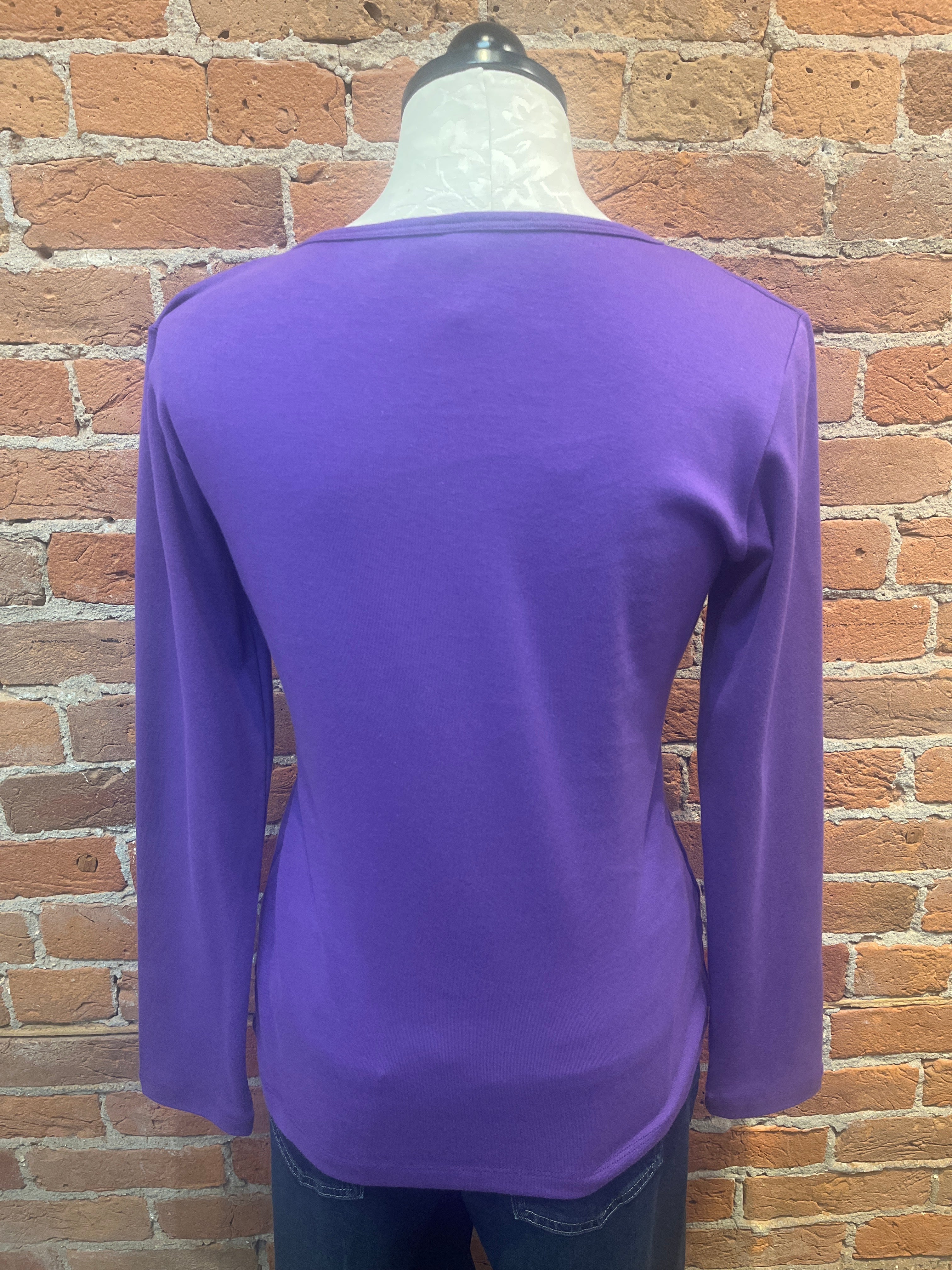 Necessitees t-shirt, jewel neck long-sleeve (5 colors)