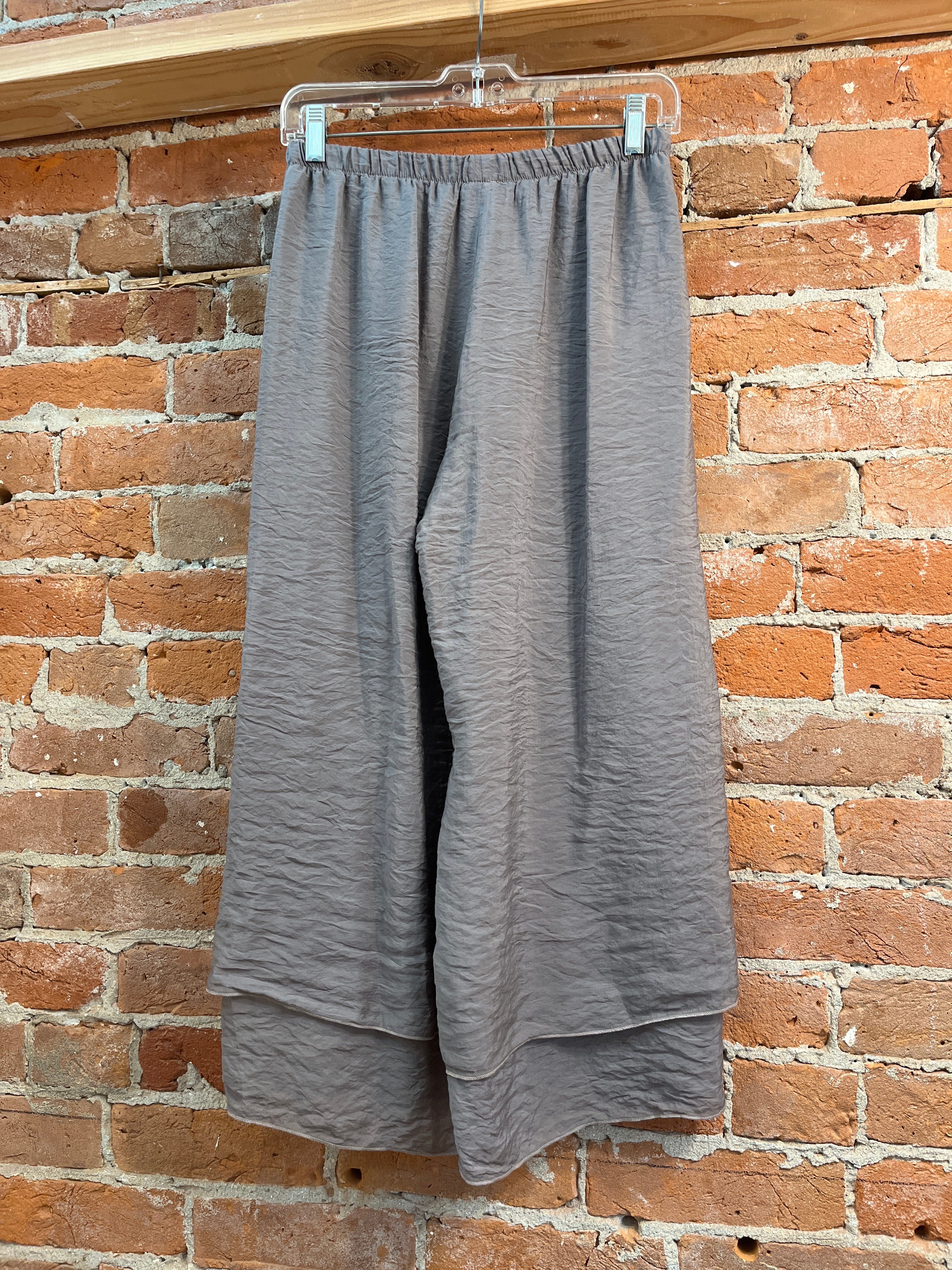 Pantalón CMC 9936, cupro crop de doble capa