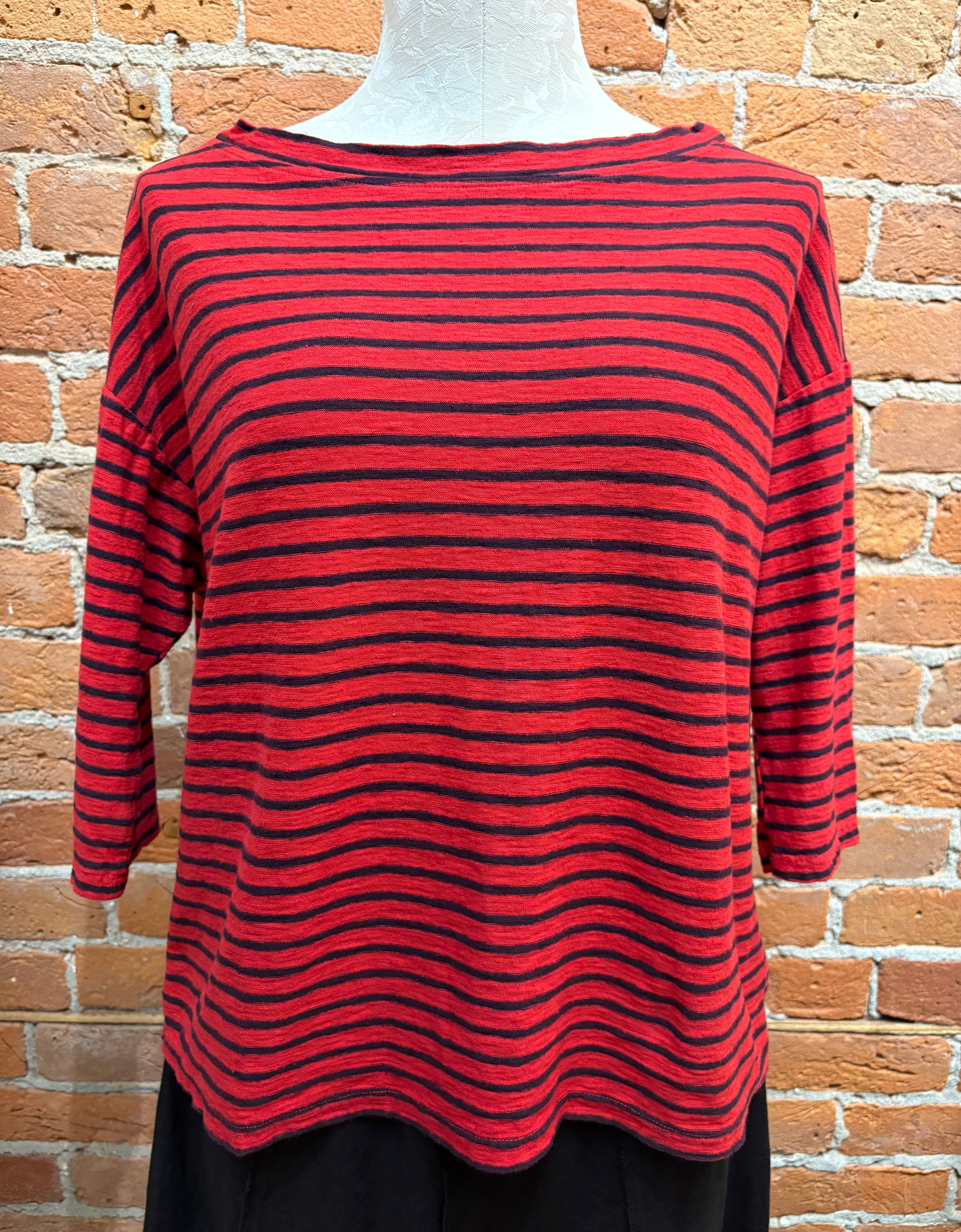 Camiseta holgada con corte delantero, manga corta (6 colores)