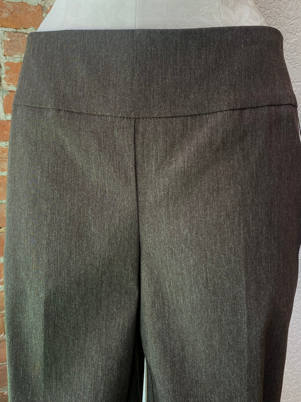 Renuar pants 1417, straight leg SALE Sizes 0, 2, 4, 6, 16