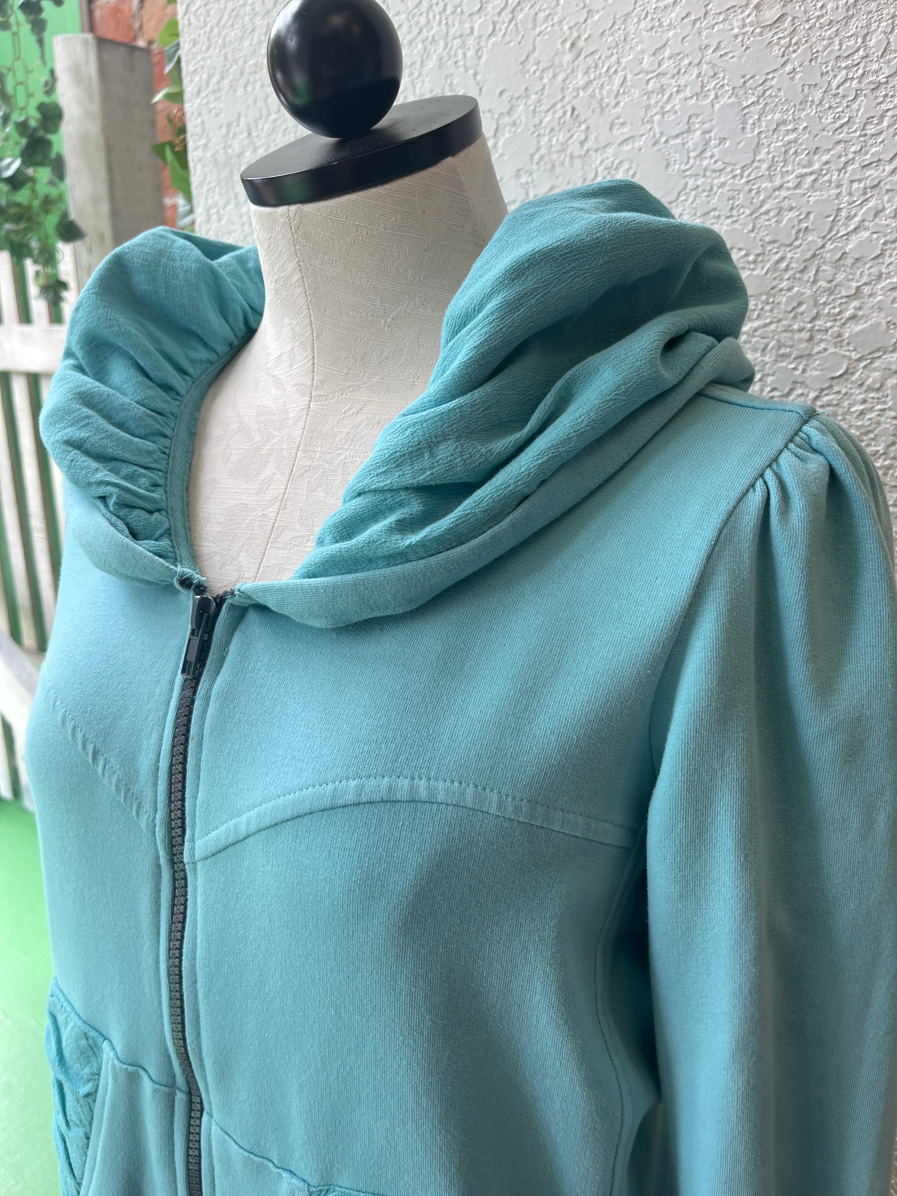 Chaqueta/abrigo con capucha CMC 3261, cremallera corta (6 colores)