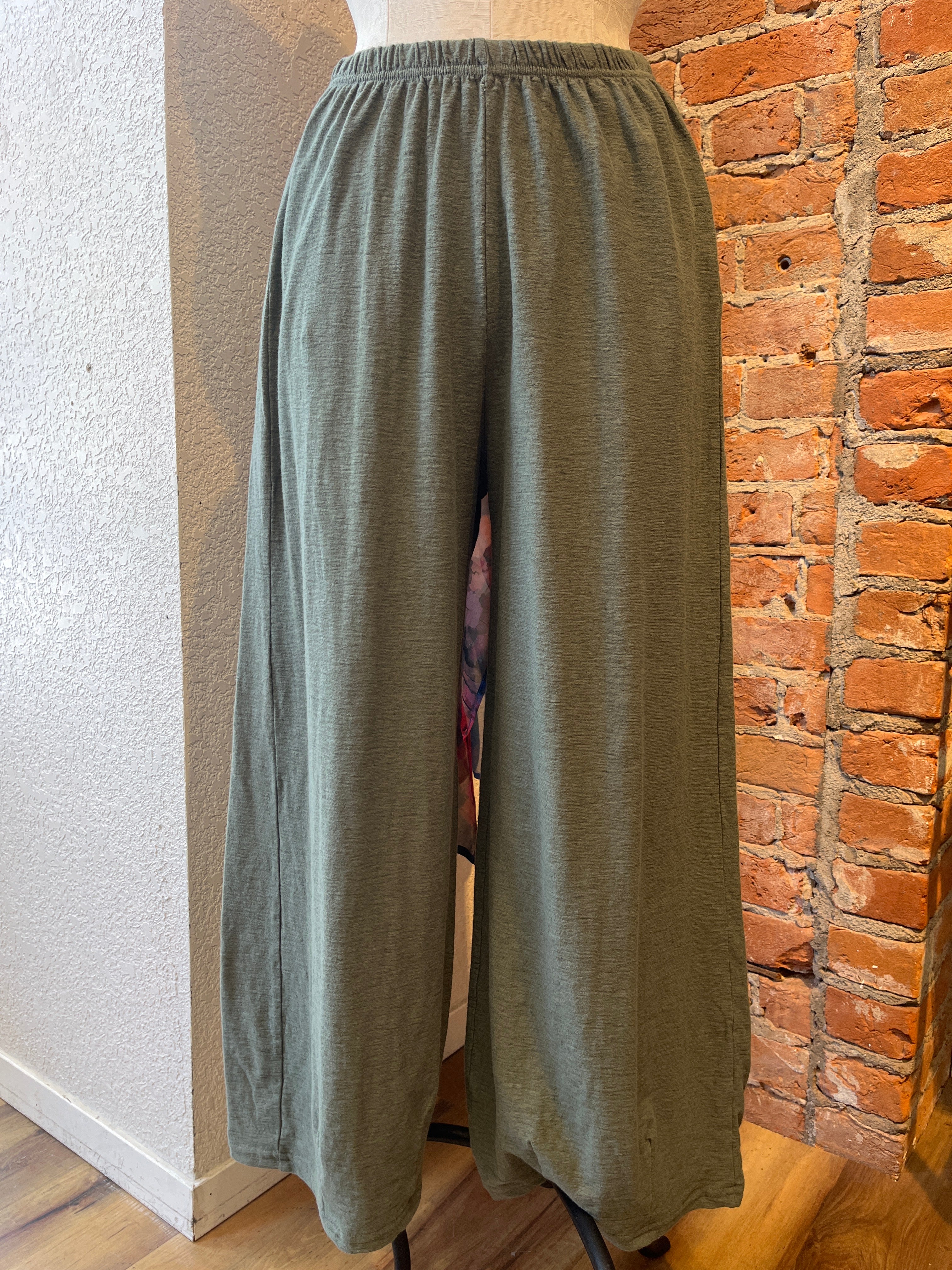 Cut Loose pants, cotton-linen darted leg (3 colors)