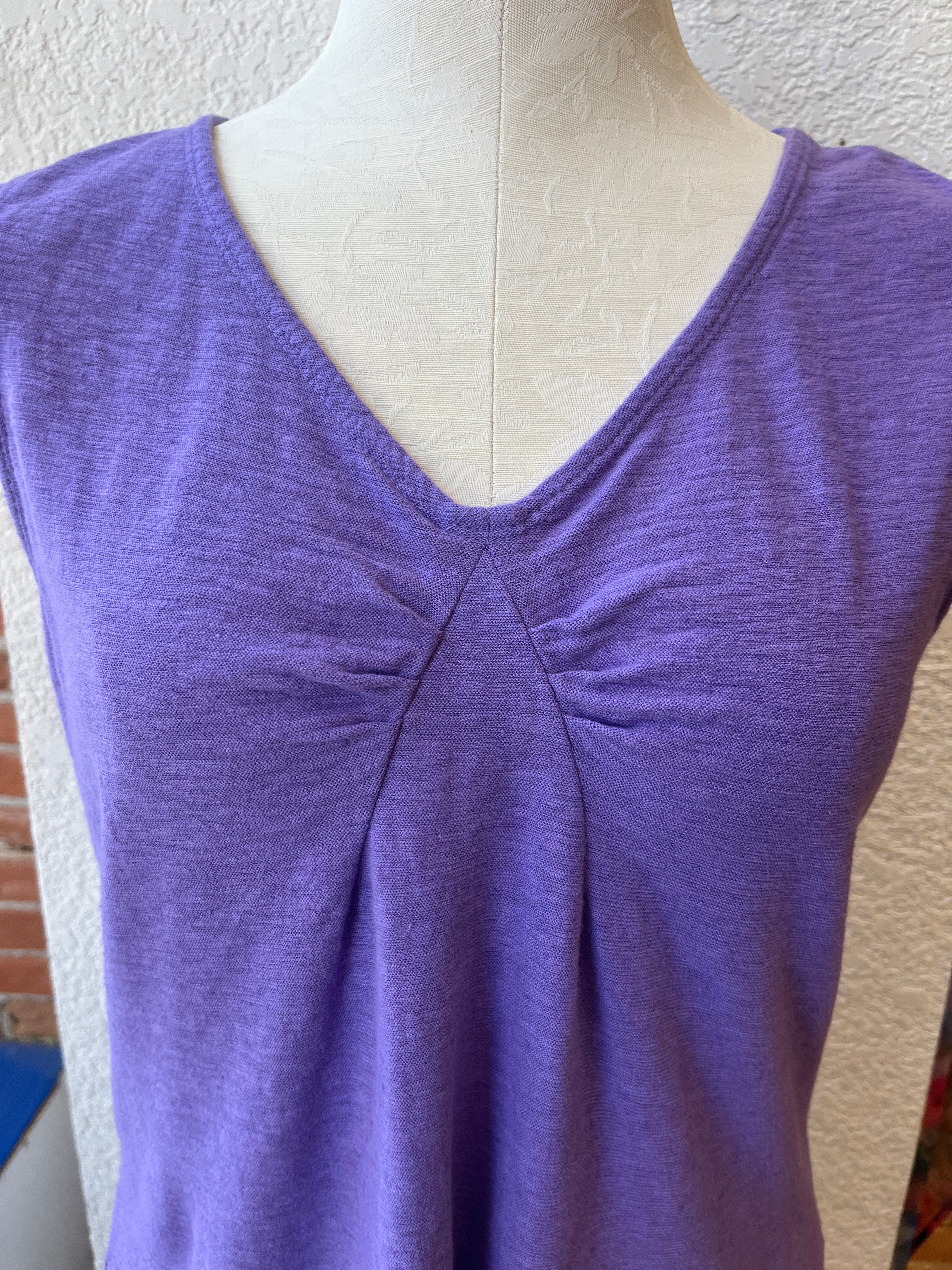Cut Loose t-shirt, tuck-front sleeveless (4 colors)