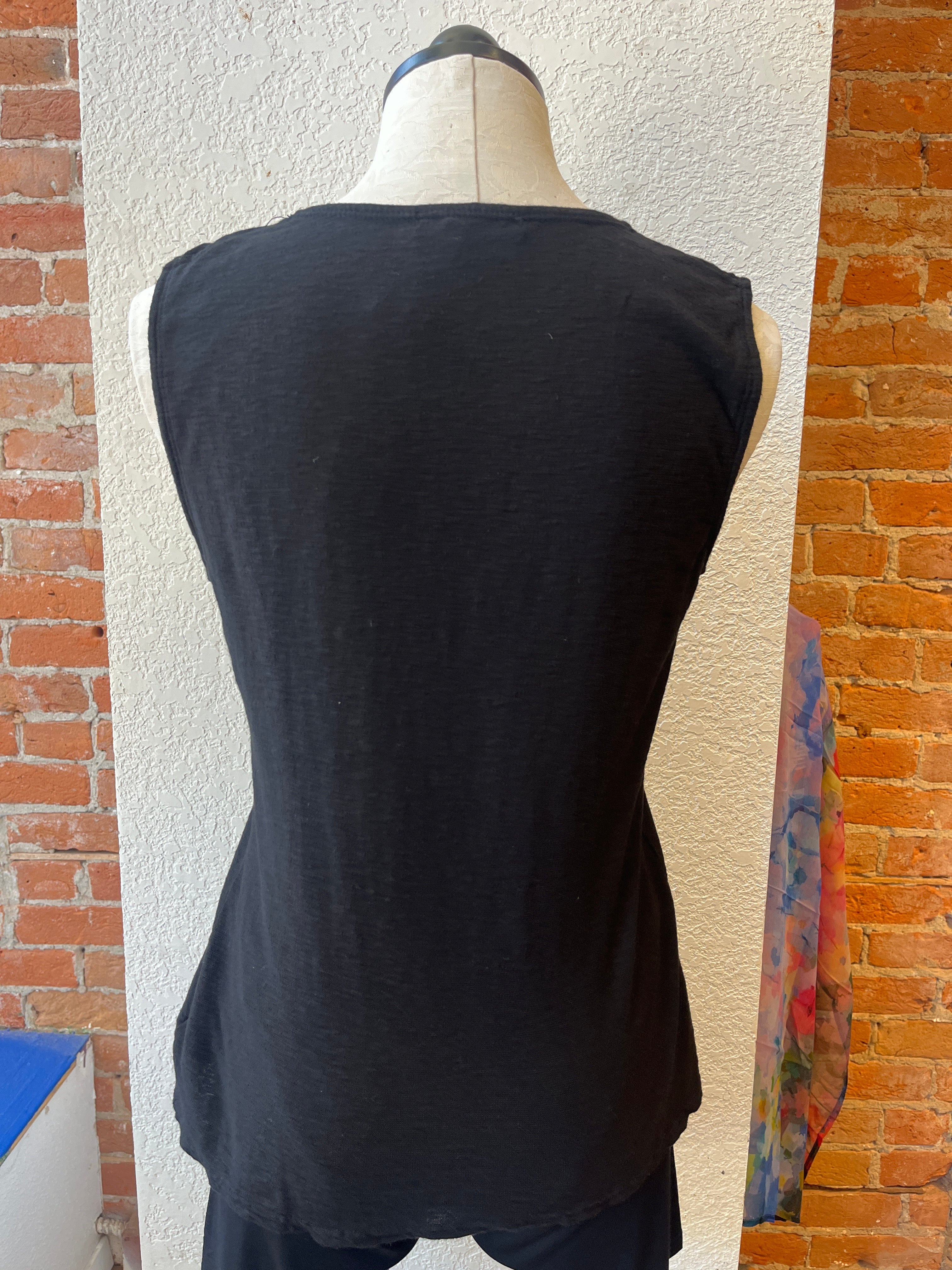 Camiseta holgada con corte delantero, manga corta (6 colores)