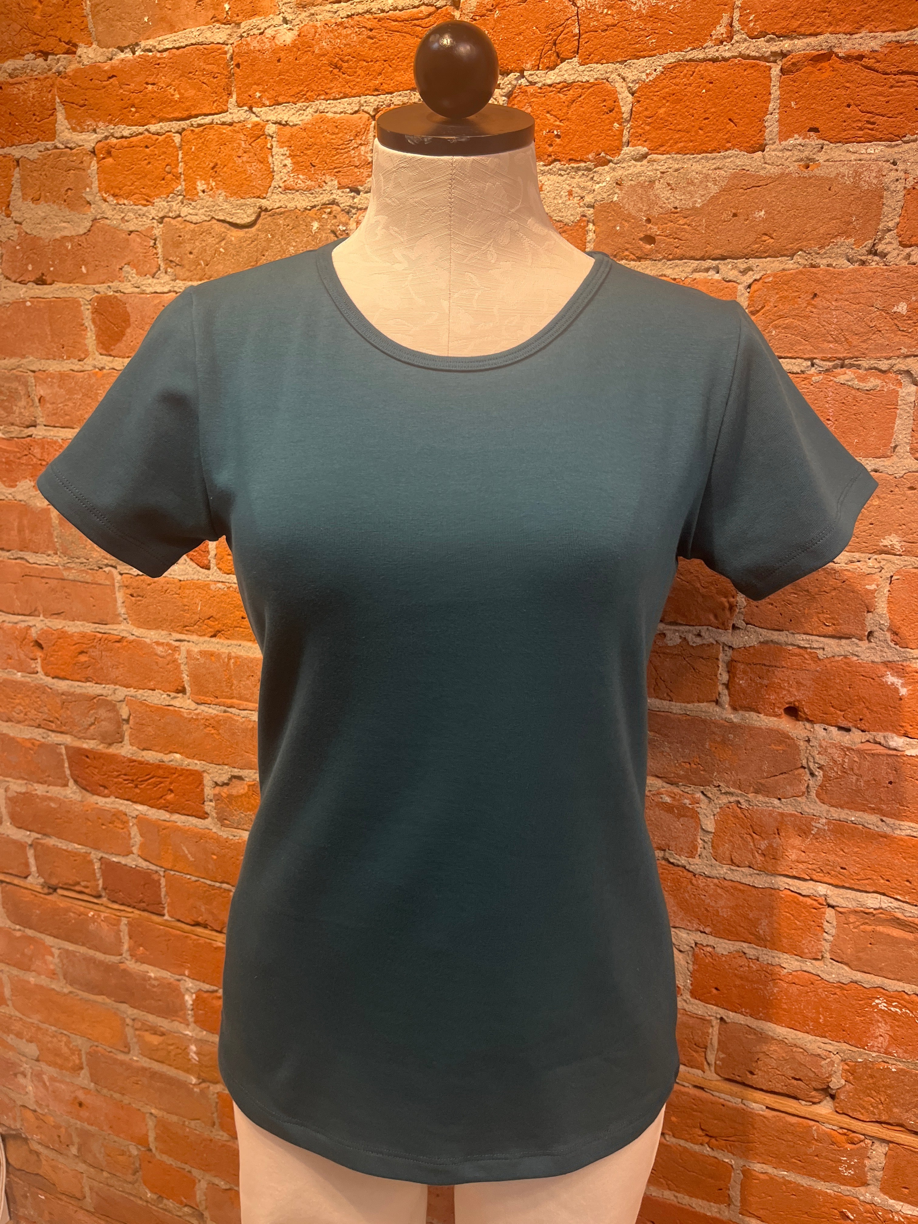 Necessitees t-shirt, jewel neck short sleeve