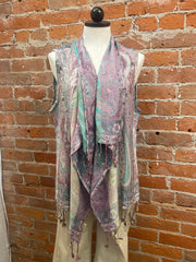 ANU 16636 vest, paisley embroidered