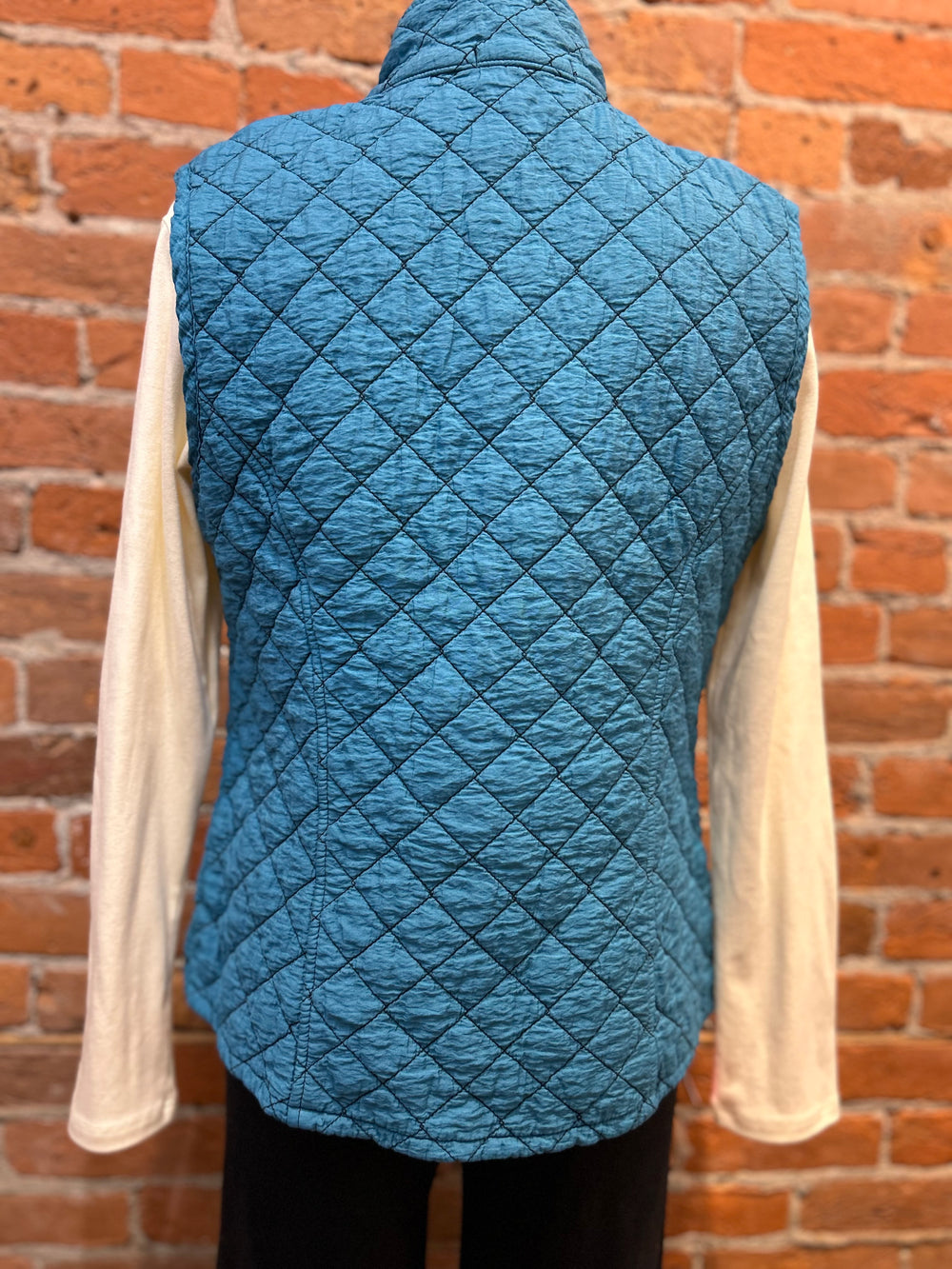 Cut Loose vest, quilted (2 colors)