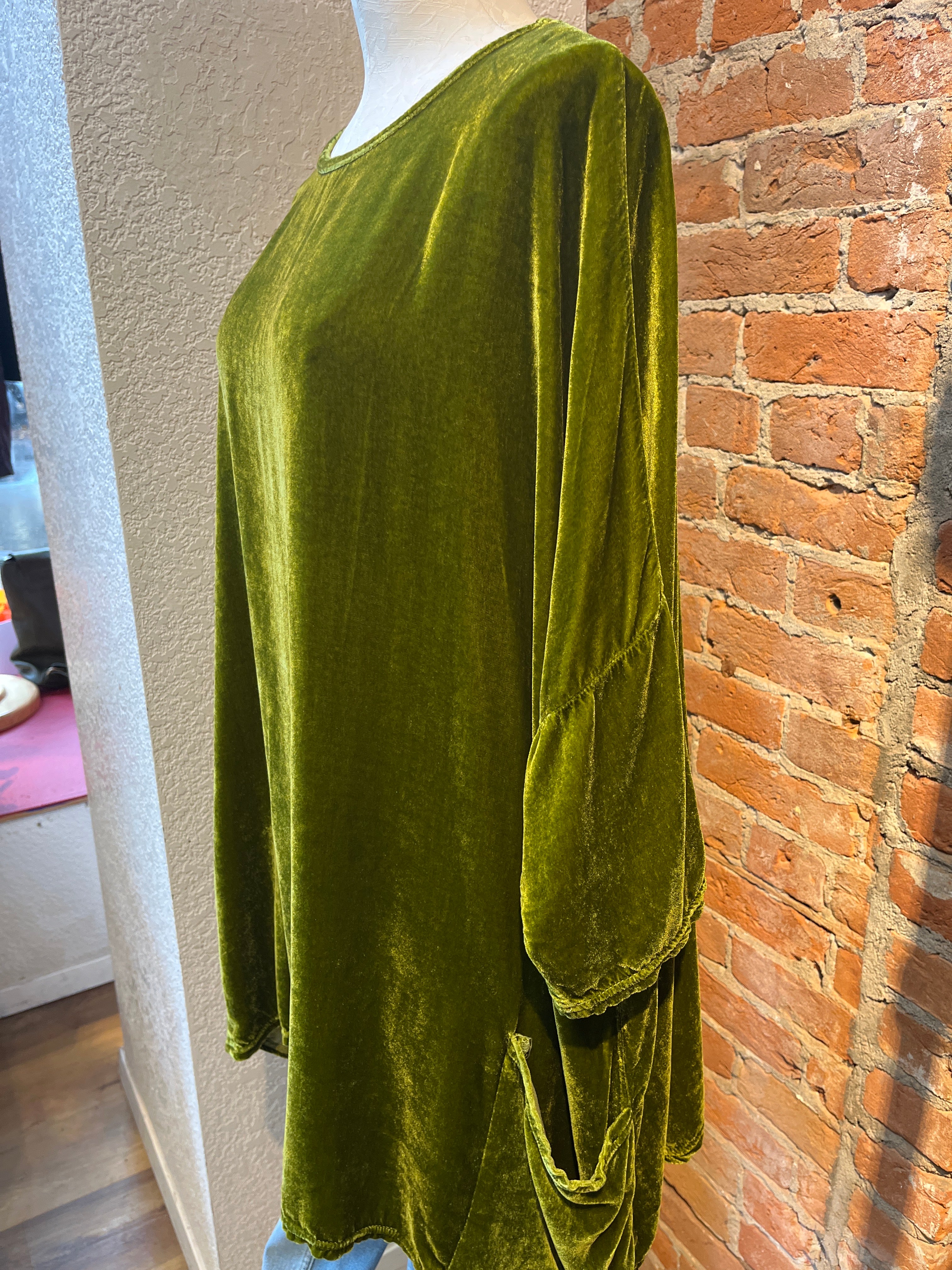 Cut Loose shirt, velvet One Size (2 colors)