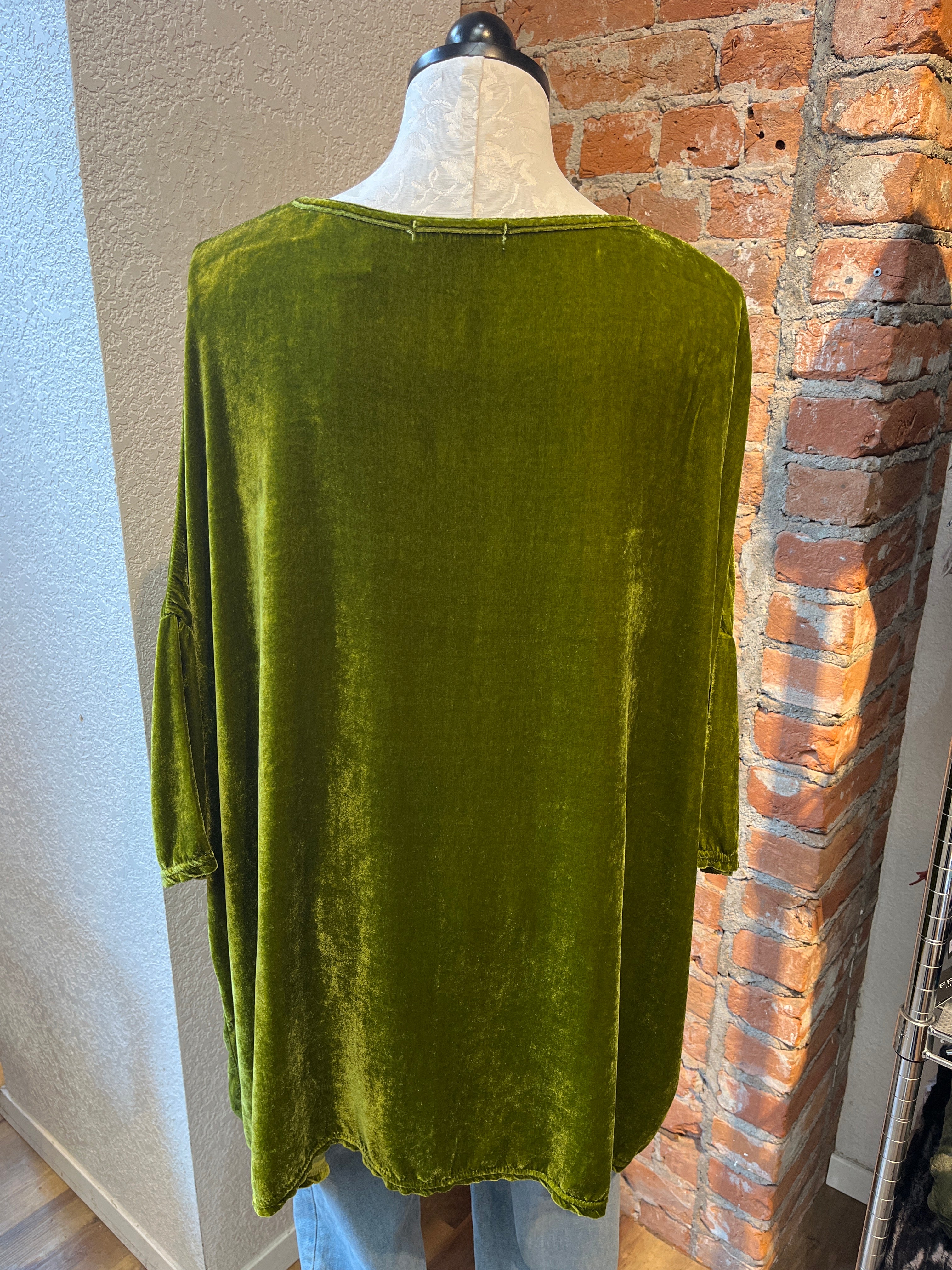 Cut Loose shirt, velvet One Size (2 colors)